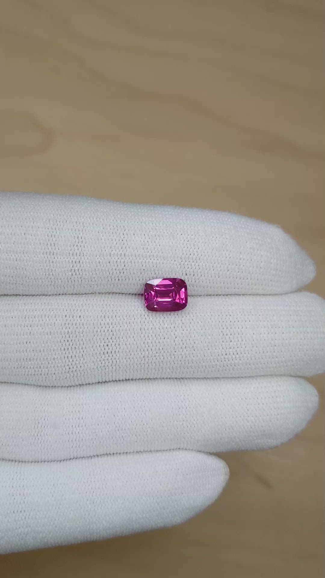 2.54 Ct. Purplish Pink Sapphire from Ceylon (Sri Lanka) Size Video