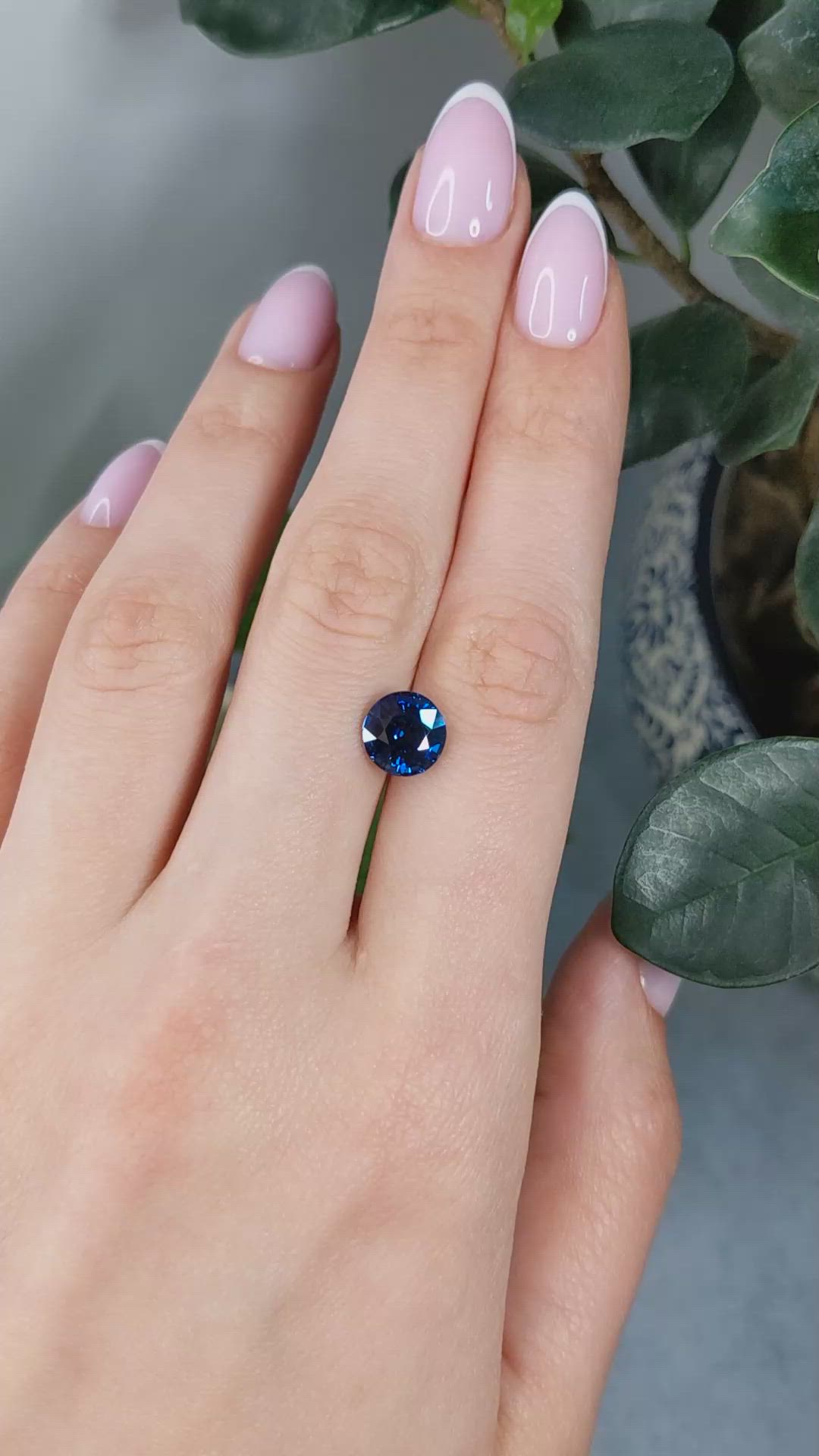 3.26 Ct. Blue Sapphire from Ceylon (Sri Lanka) Size Video