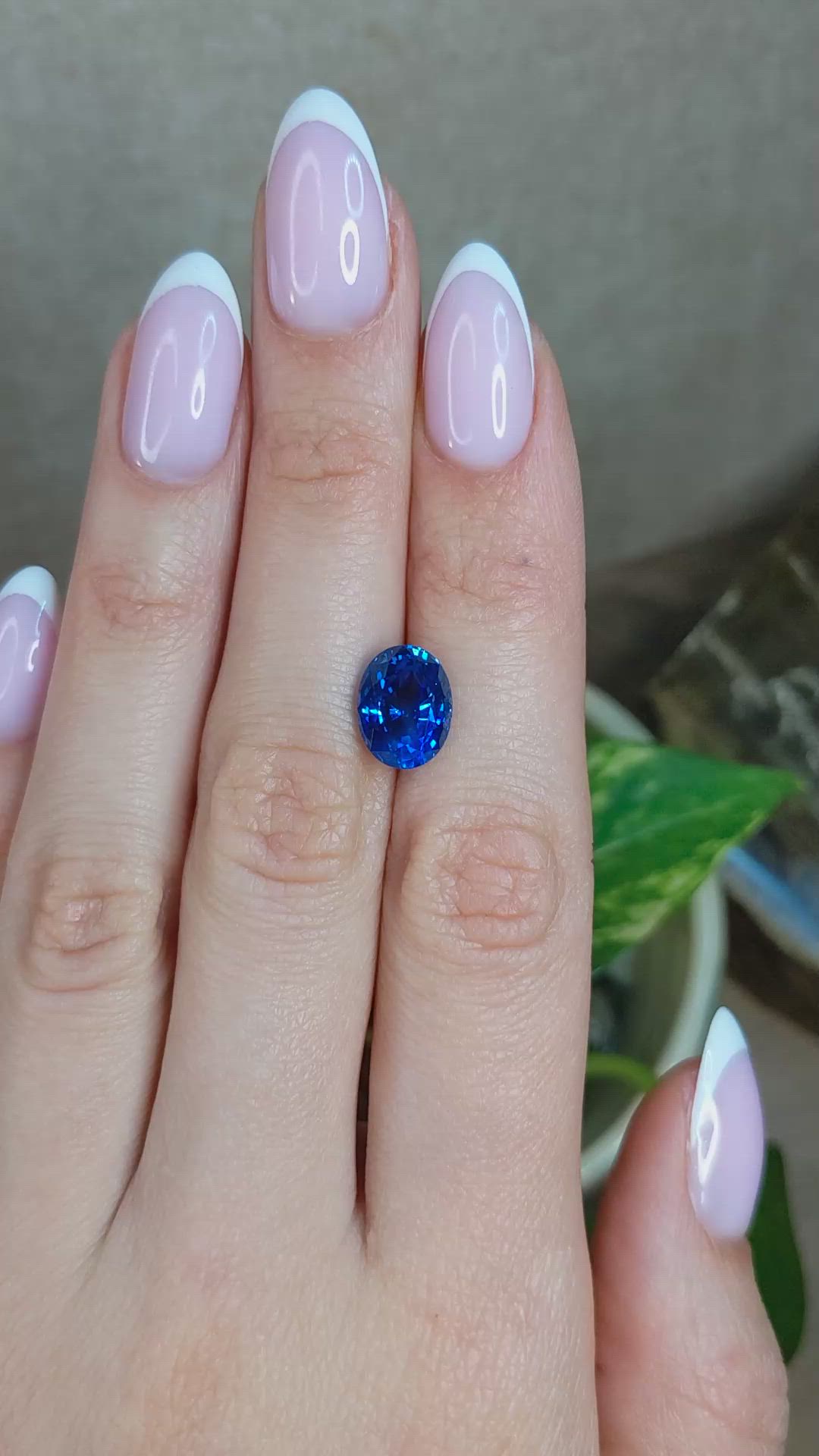 4.49 Ct. Blue Sapphire from Ceylon (Sri Lanka) Size Video