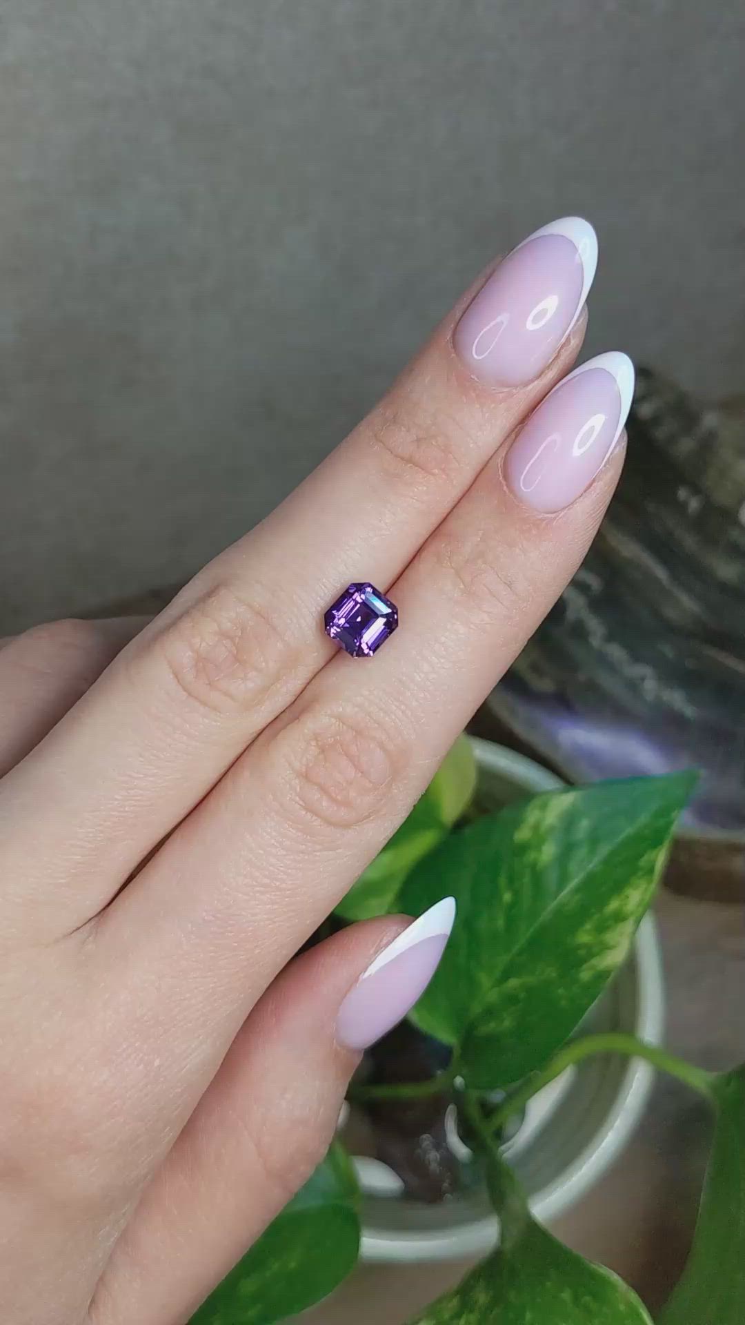3.09 Ct. Purple Sapphire from Ceylon (Sri Lanka) Size Video