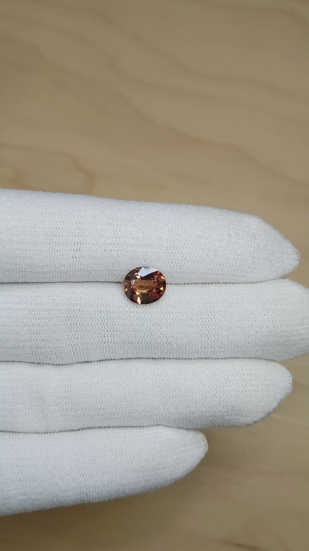2.57 Ct. Orangish Brown Sapphire from Ceylon (Sri Lanka) Size Video