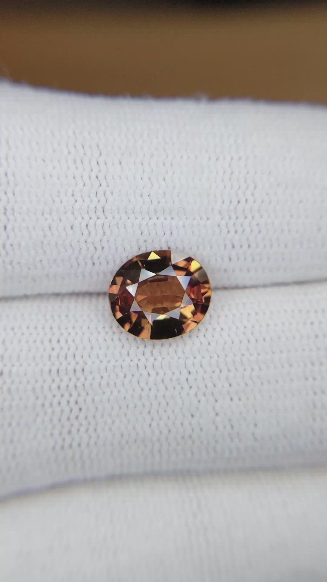 2.57 Ct. Orangish Brown Sapphire from Ceylon (Sri Lanka) Size Video