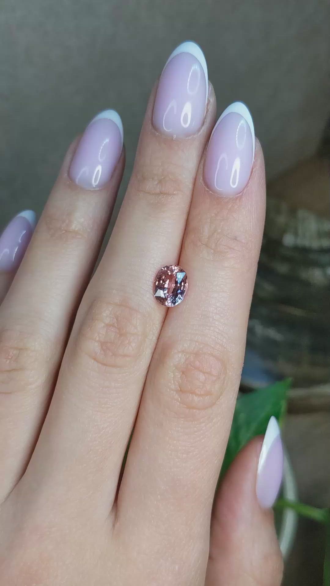 2.30 Ct. Padparadscha Sapphire from Ceylon (Sri Lanka) Size Video