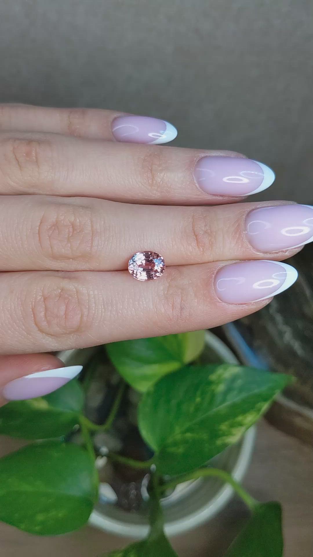 2.30 Ct. Padparadscha Sapphire from Ceylon (Sri Lanka) Size Video