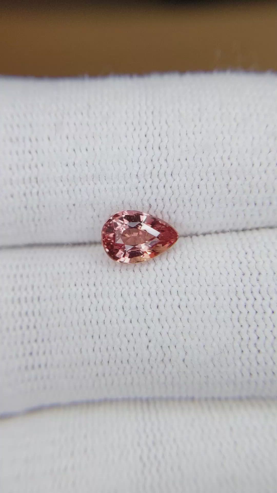 1.52 Ct. Padparadscha Sapphire from Ceylon (Sri Lanka) Size Video