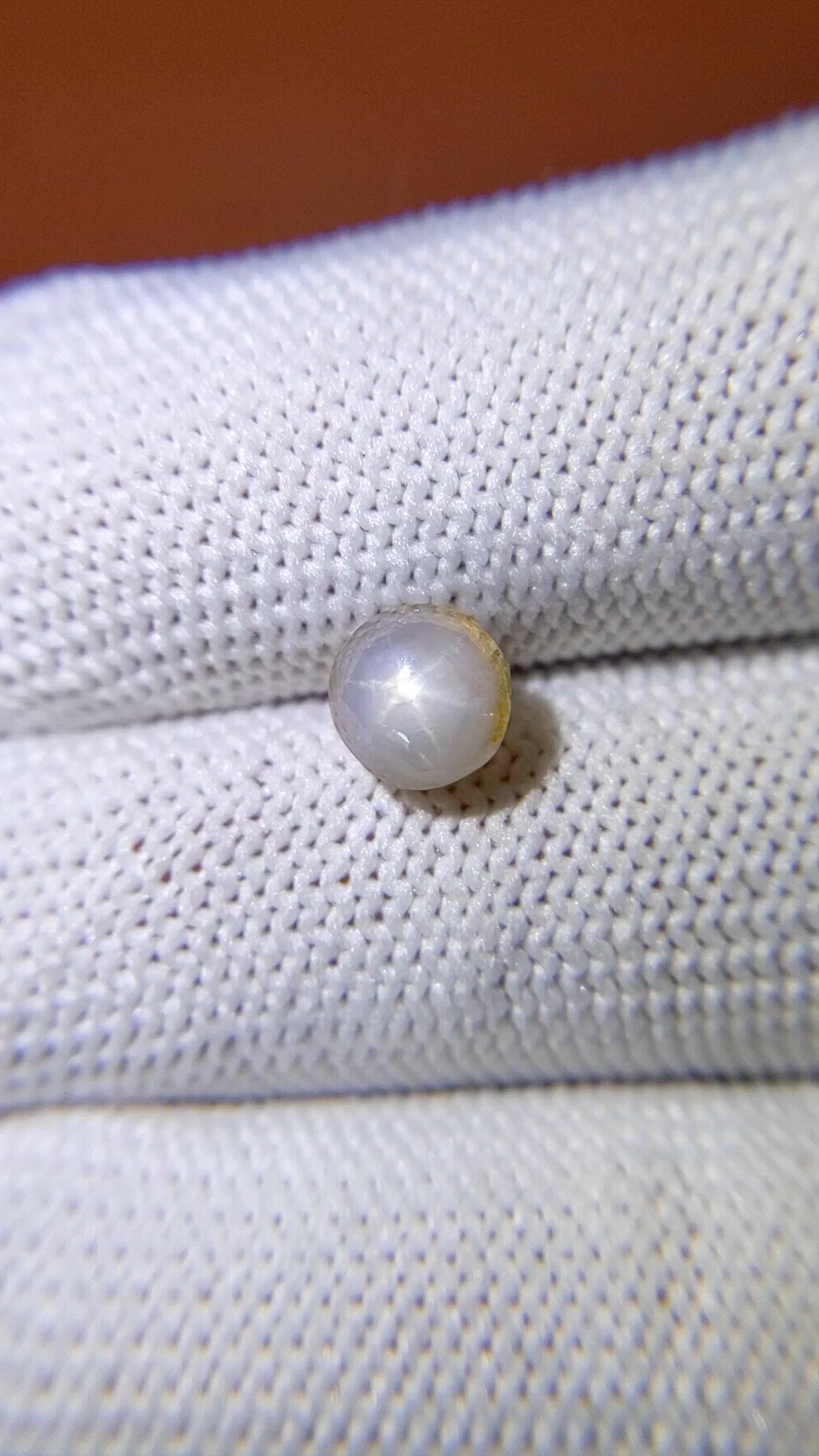2.35 Ct. Purple Star Sapphire from Ceylon (Sri Lanka) Size Video