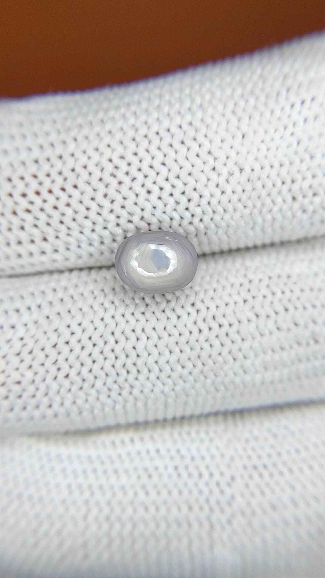 2.64 Ct. Grey Star Sapphire from Ceylon (Sri Lanka) Size Video
