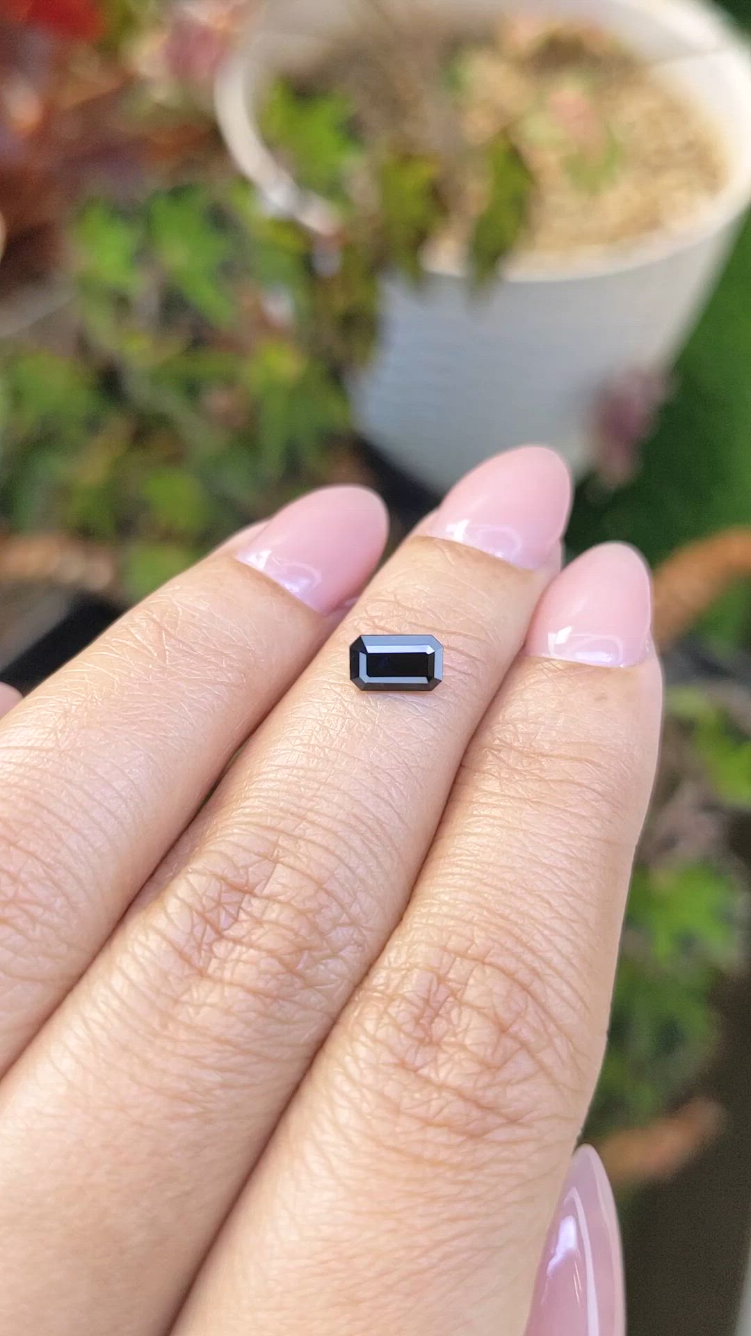 0.81 Ct. Blue Sapphire from Ceylon (Sri Lanka) Size Video