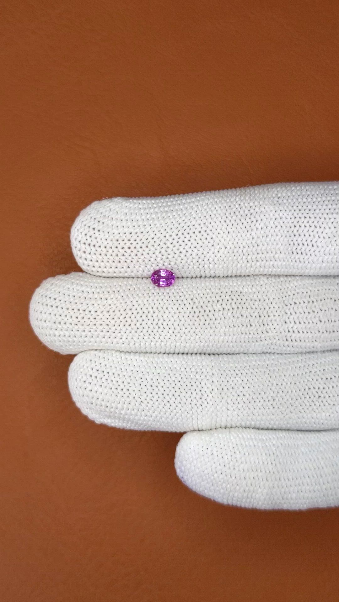 0.35 Ct. Pinkish Purple Sapphire from Ceylon (Sri Lanka) Size Video