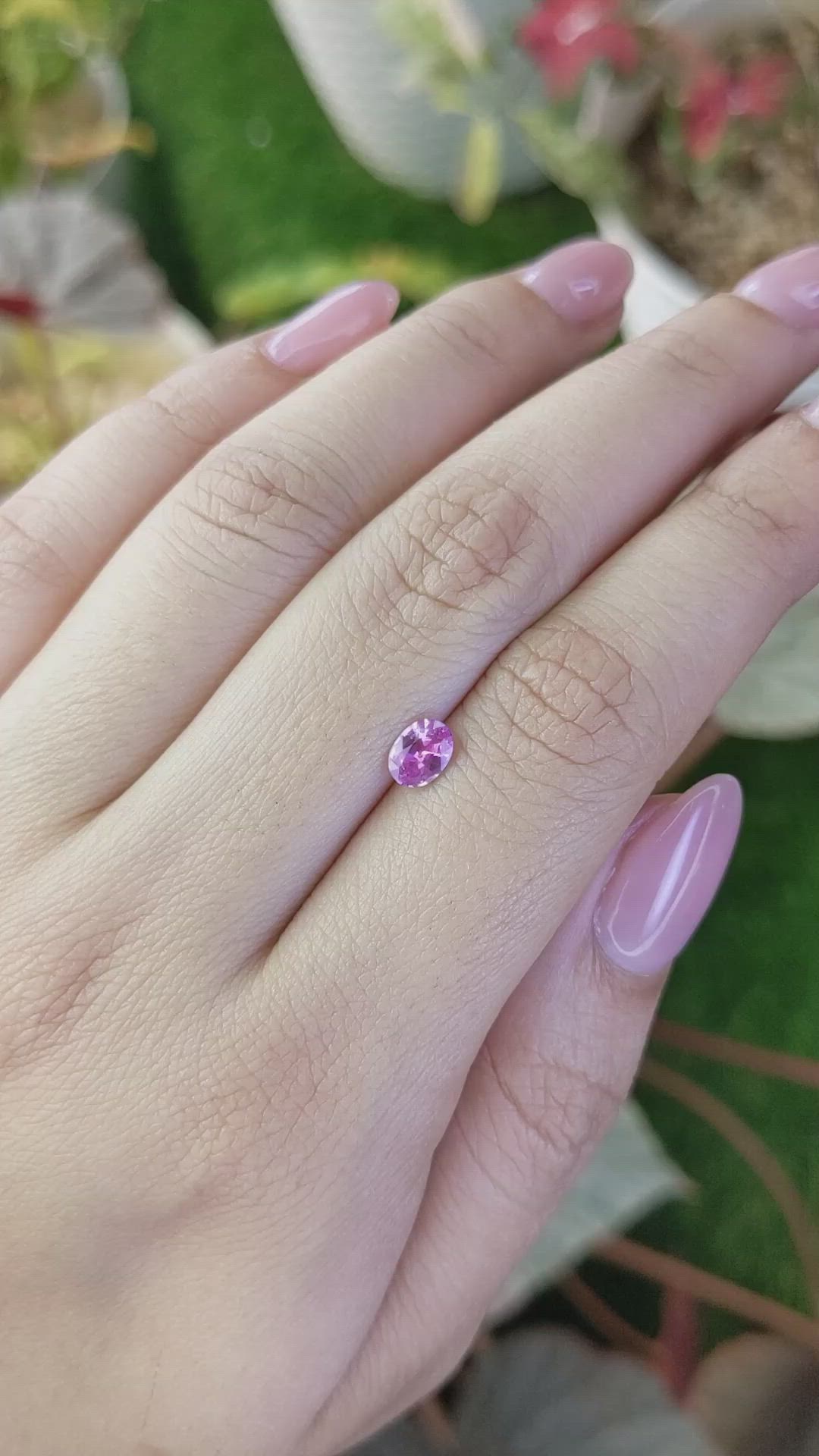 0.50 Ct. Purplish Pink Sapphire from Ceylon (Sri Lanka) Size Video