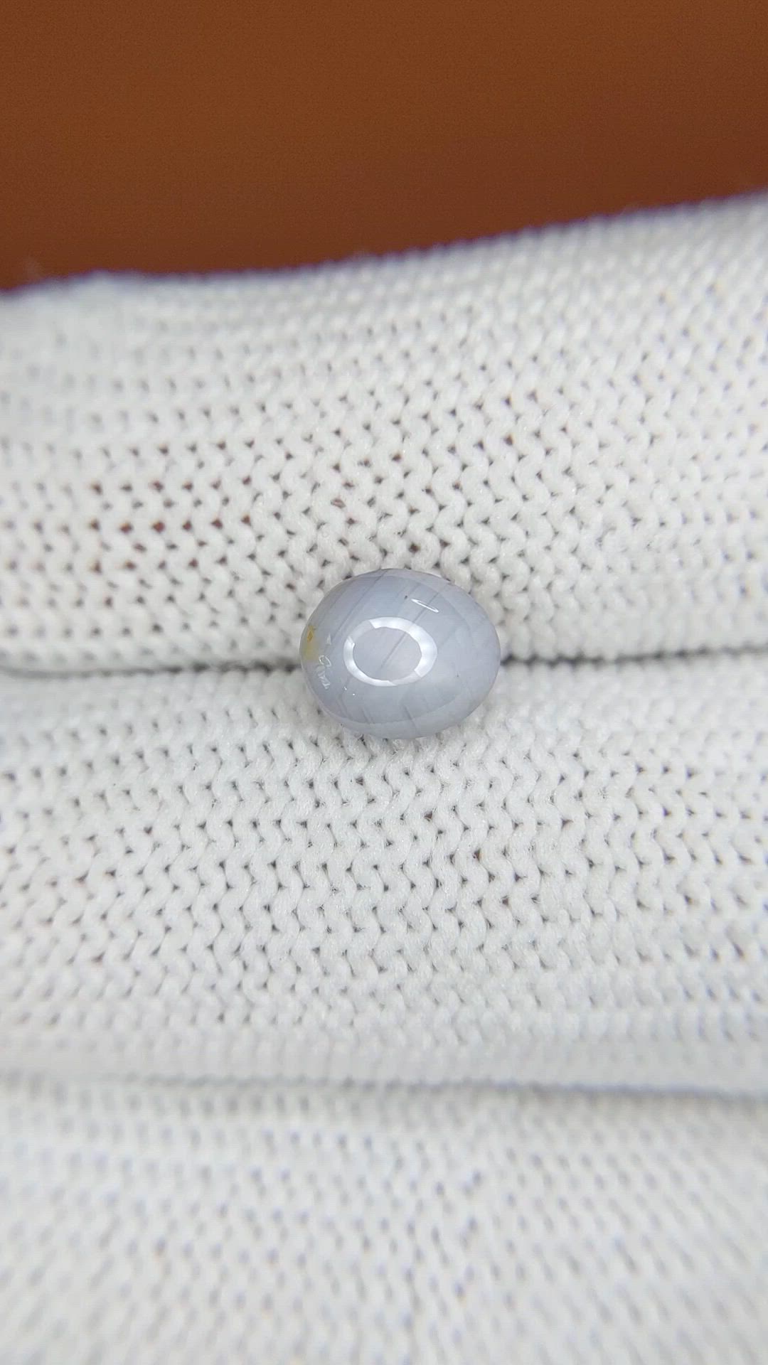 2.47 Ct. Bluish Grey Star Sapphire from Ceylon (Sri Lanka) Size Video