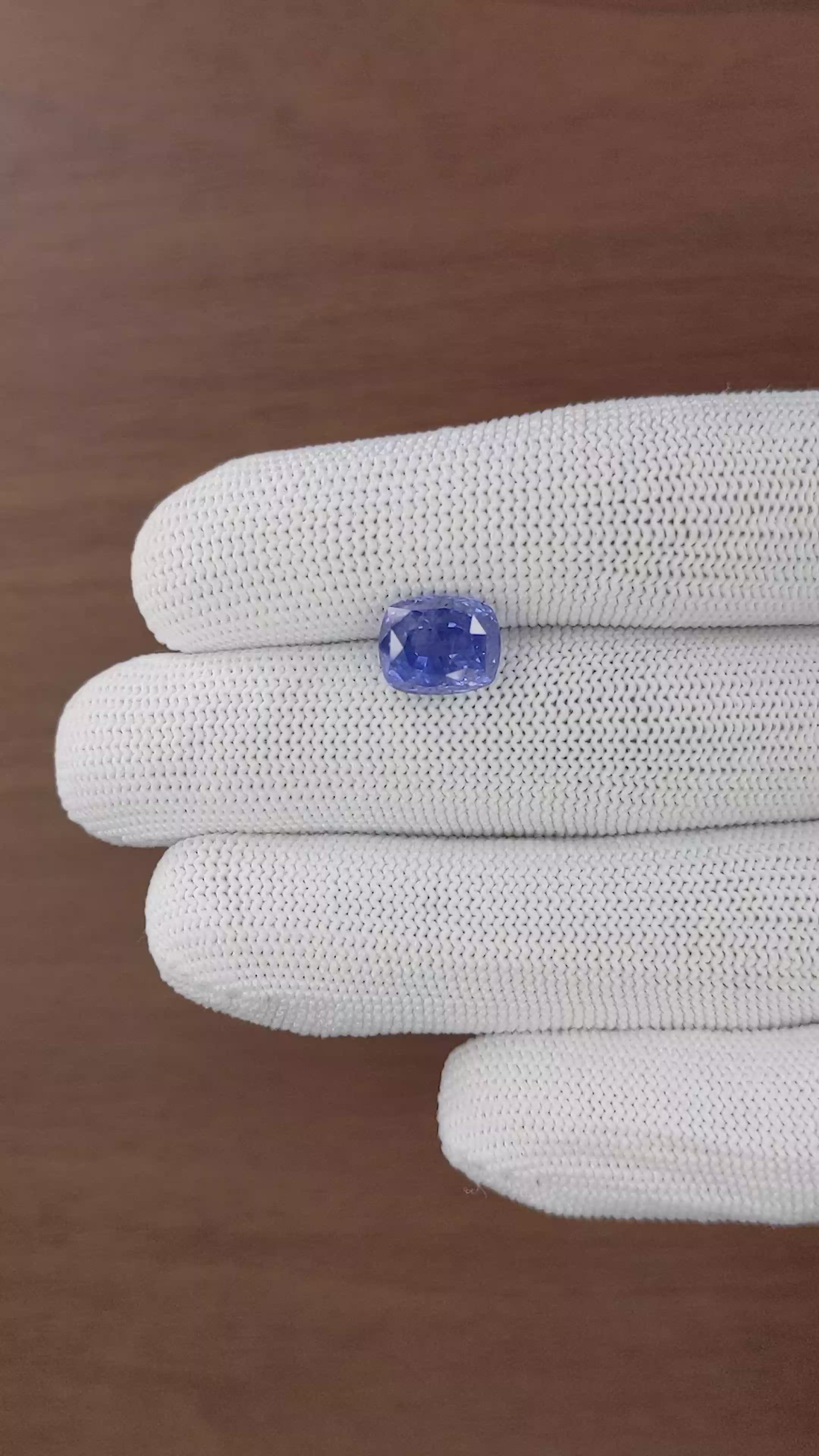 6.05 Ct. Purplish Blue Sapphire from Ceylon (Sri Lanka) Size Video