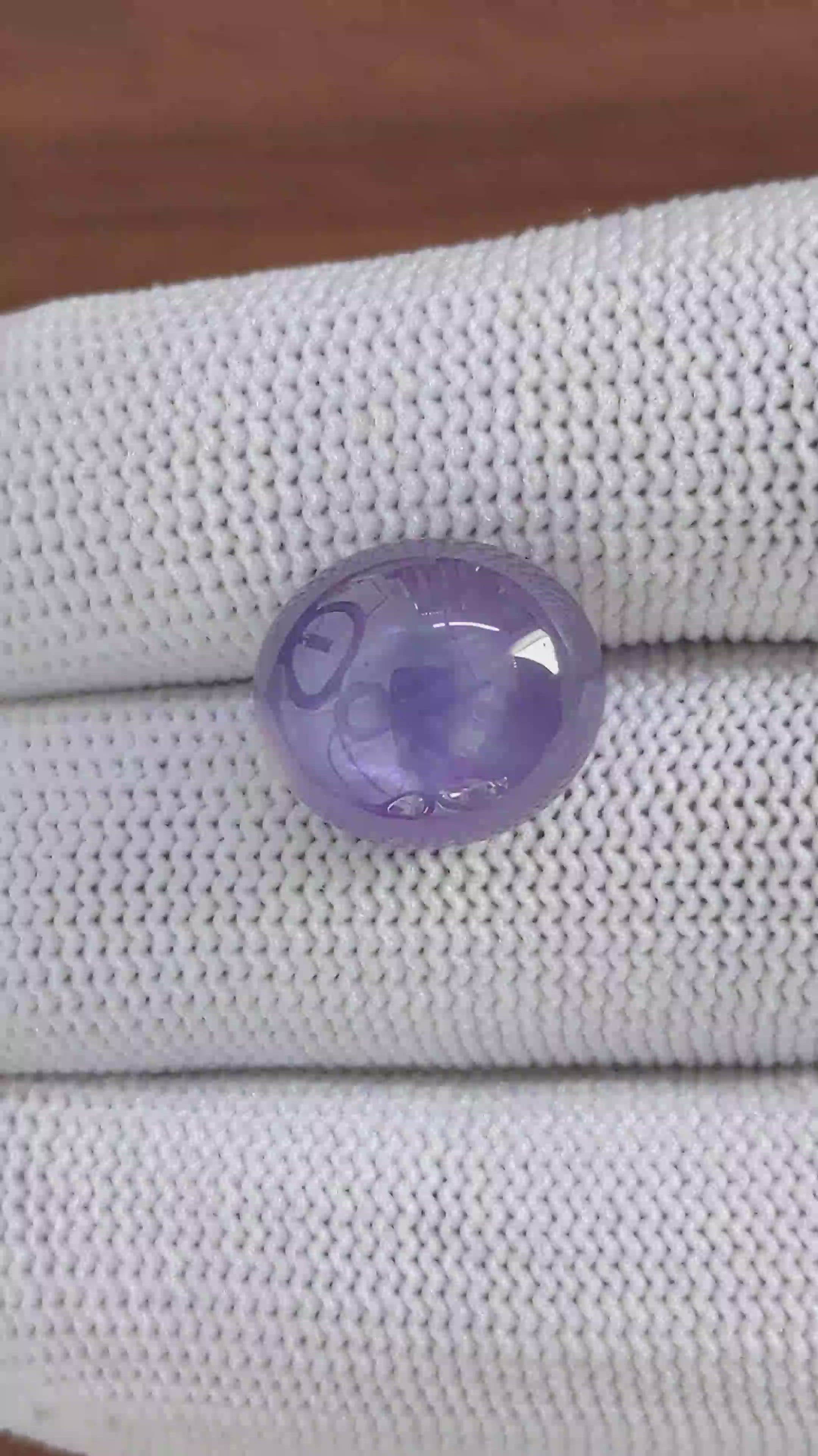 14.12 Ct. Purple Star Sapphire from Ceylon (Sri Lanka) Size Video