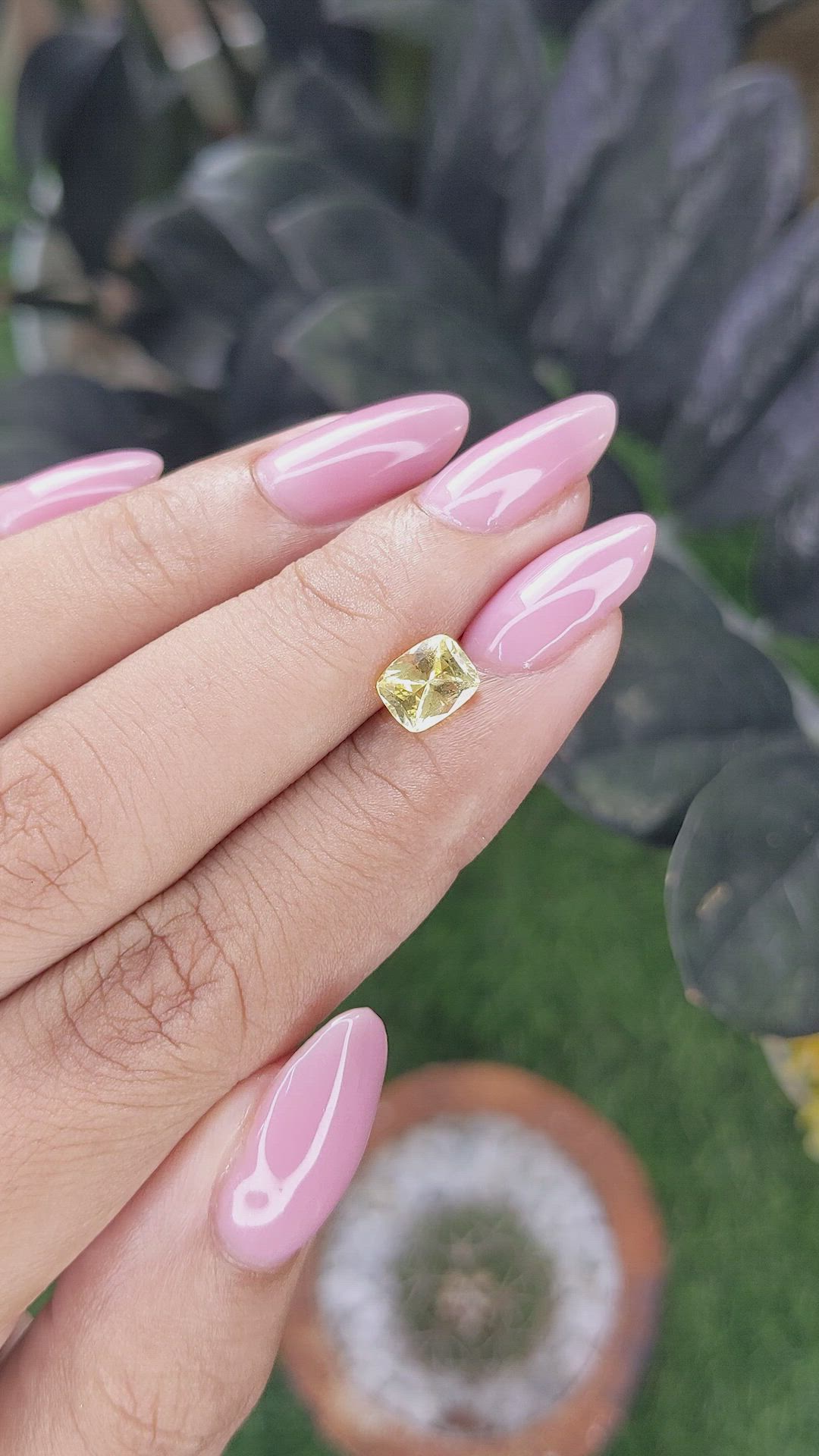 1.19 Ct. Yellow Sapphire from Ceylon (Sri Lanka) Size Video