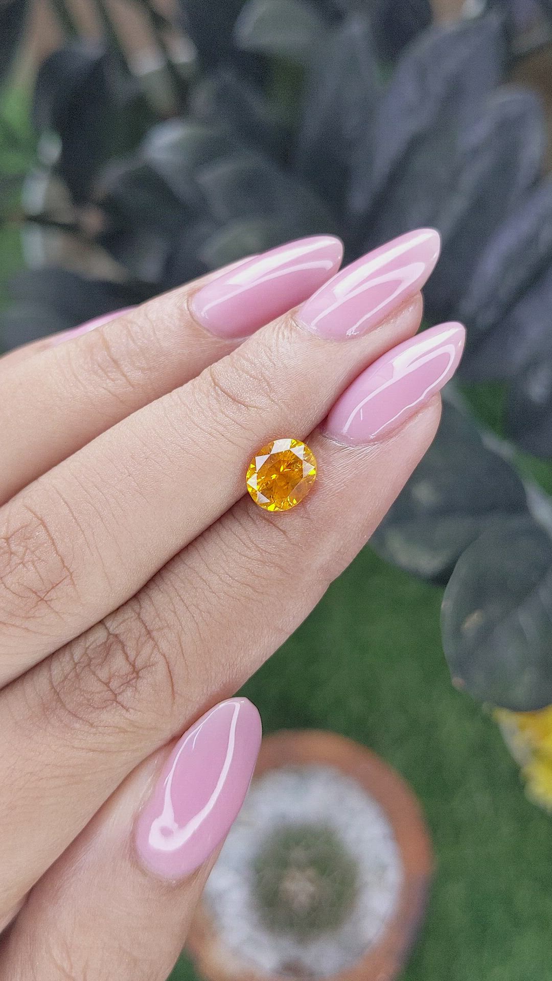 1.63 Ct. Orange Sapphire from Ceylon (Sri Lanka) Size Video