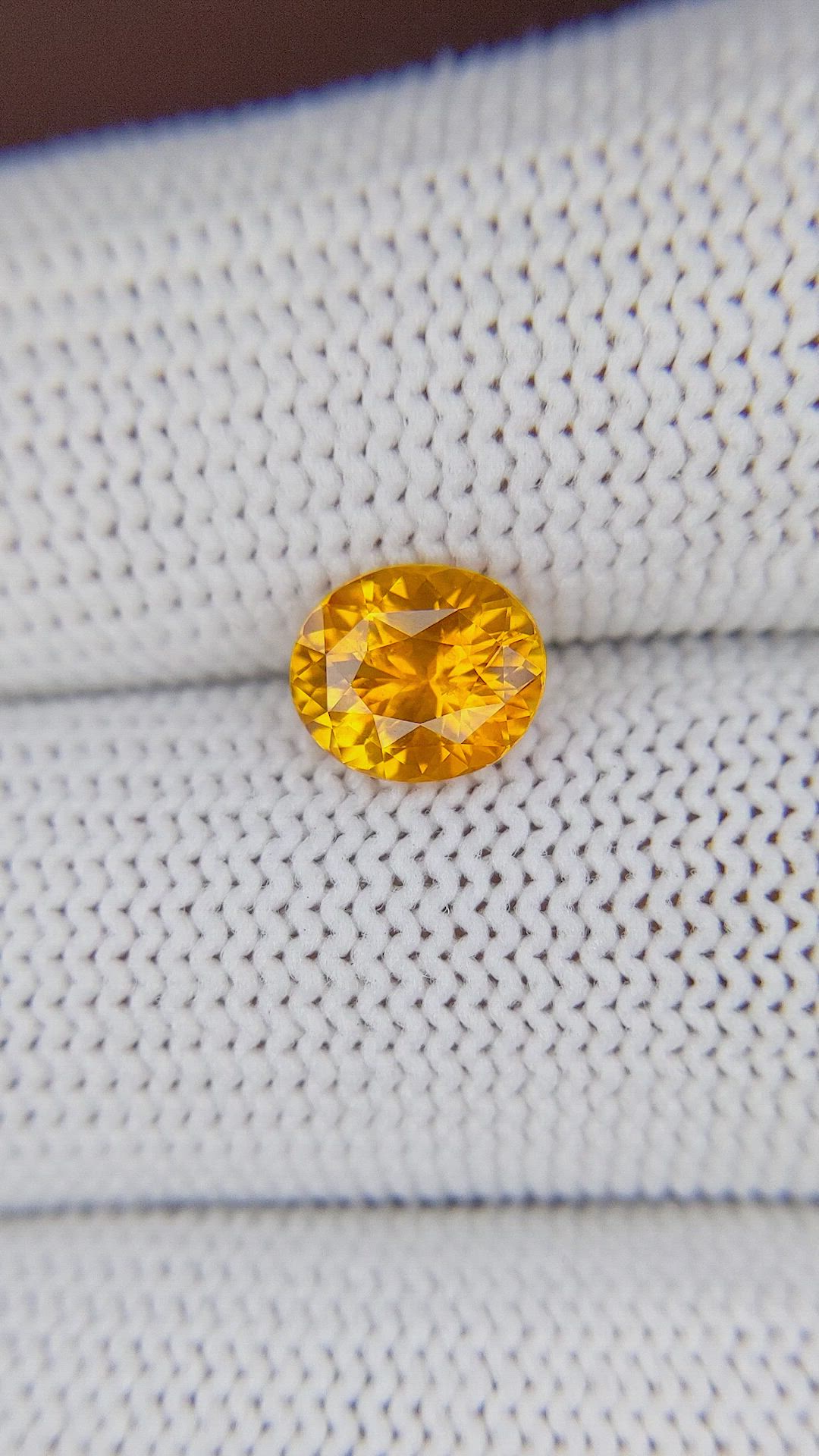1.63 Ct. Orange Sapphire from Ceylon (Sri Lanka) Size Video
