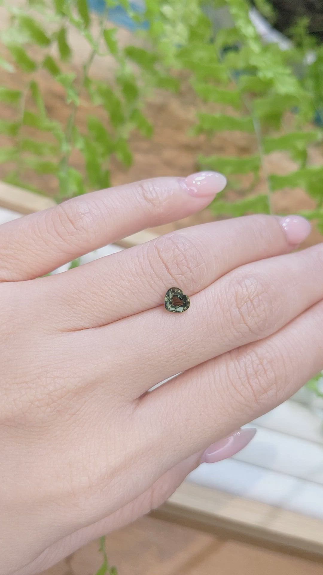 0.90 Ct. Color Change Sapphire from Tanzania Size Video