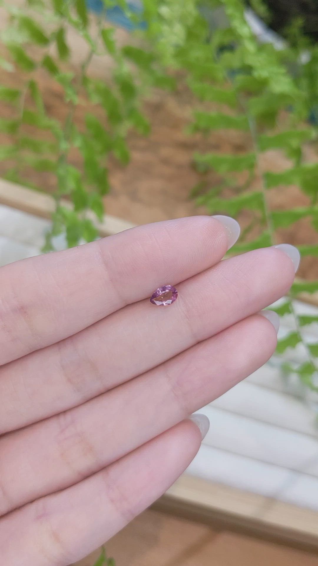 0.40 Ct. Pinkish Purple Sapphire from Ceylon (Sri Lanka) Size Video