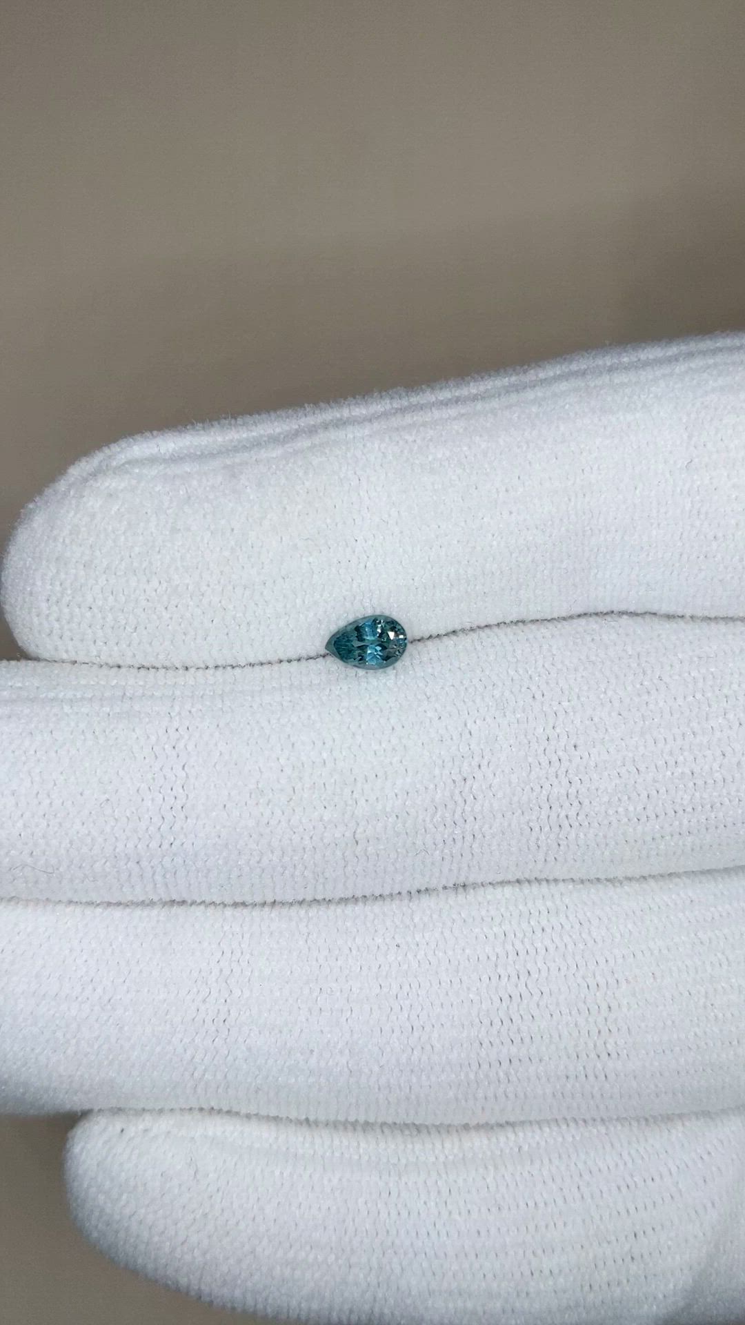 0.50 Ct. Greenish Blue Sapphire from Ceylon (Sri Lanka) Size Video