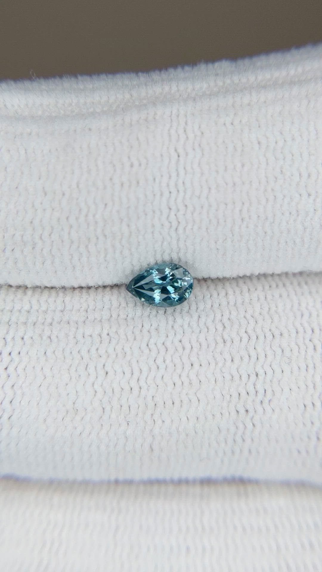 0.50 Ct. Greenish Blue Sapphire from Ceylon (Sri Lanka) Size Video