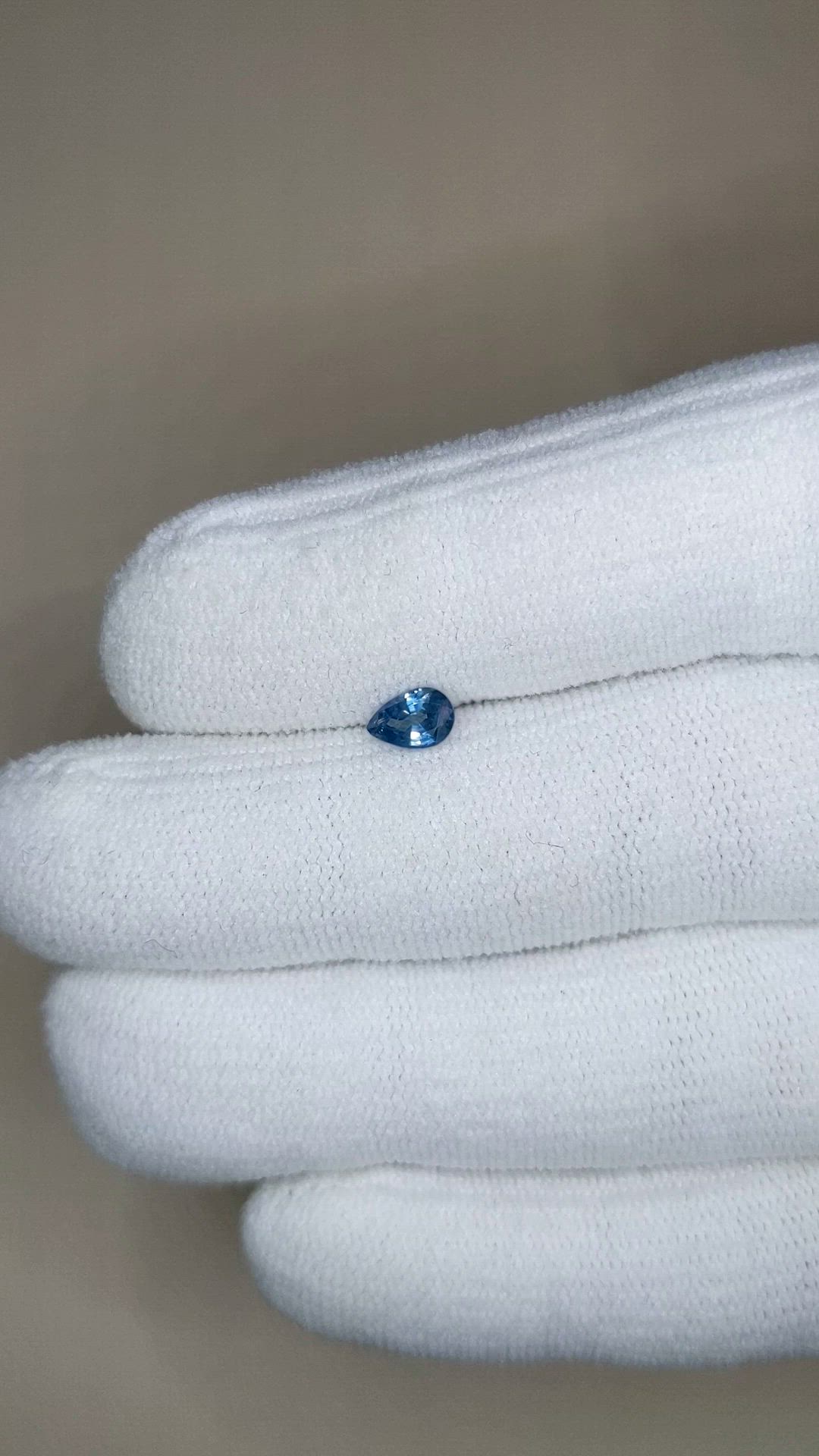 0.45 Ct. Blue Sapphire from Ceylon (Sri Lanka) Size Video