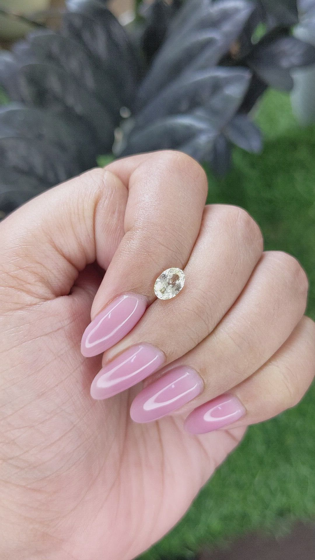 1.08 Ct. Yellow Sapphire from Ceylon (Sri Lanka) Size Video