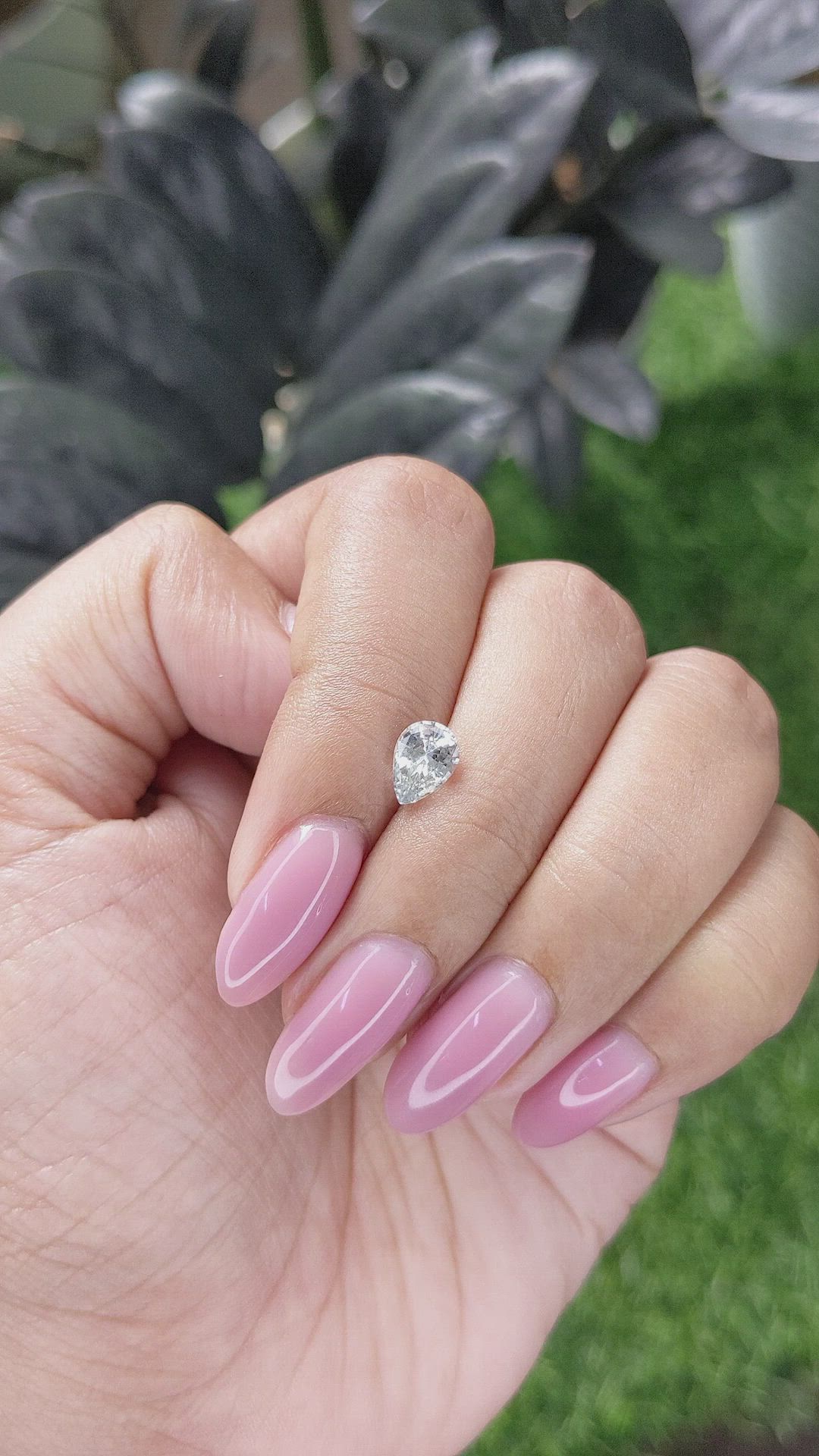 0.97 Ct. White Sapphire from Ceylon (Sri Lanka) Size Video