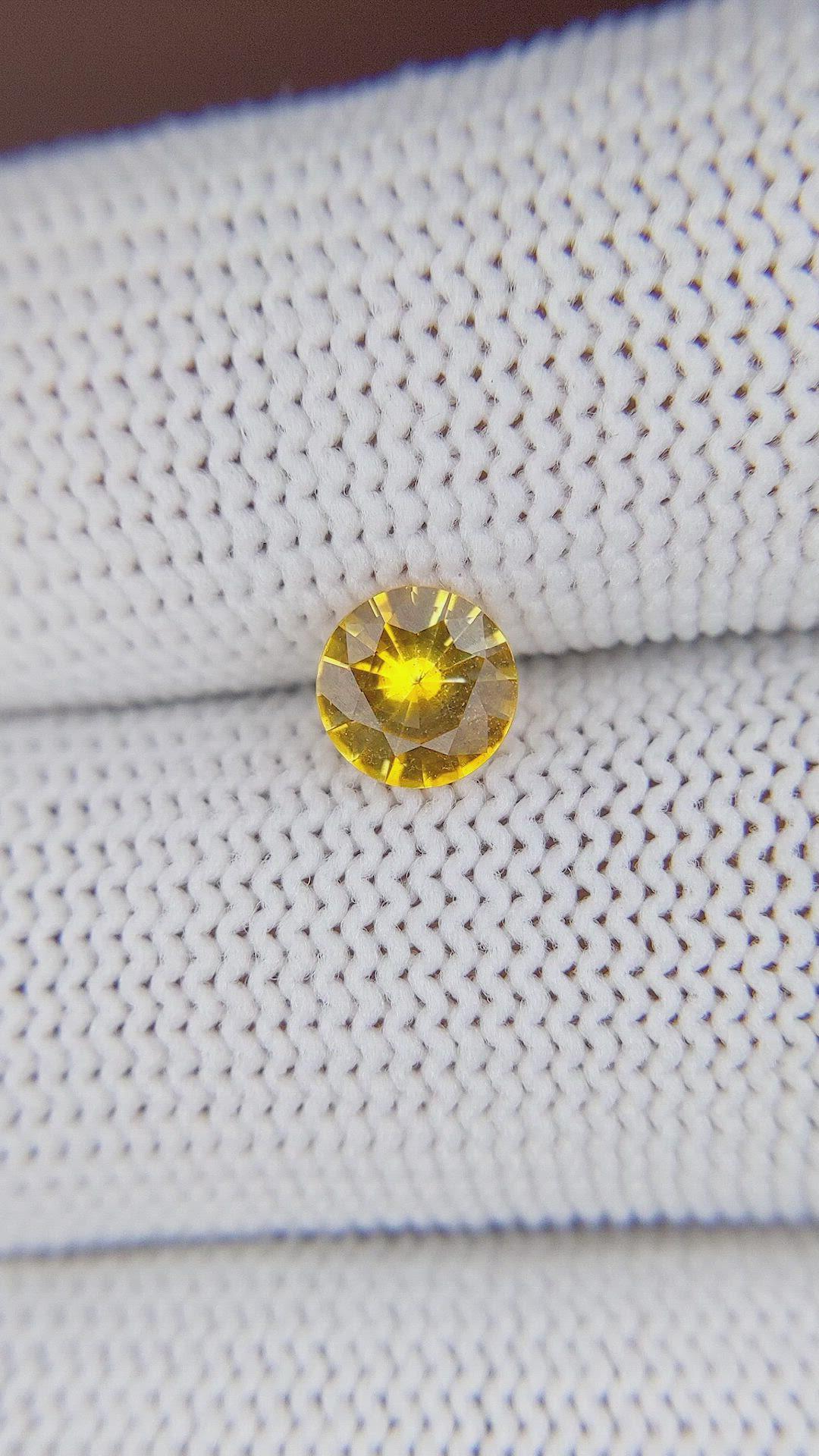 0.79 Ct. Yellow Sapphire from Ceylon (Sri Lanka) Size Video