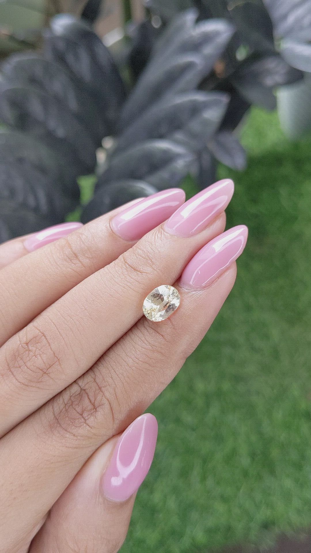 2.03 Ct. Yellow Sapphire from Ceylon (Sri Lanka) Size Video