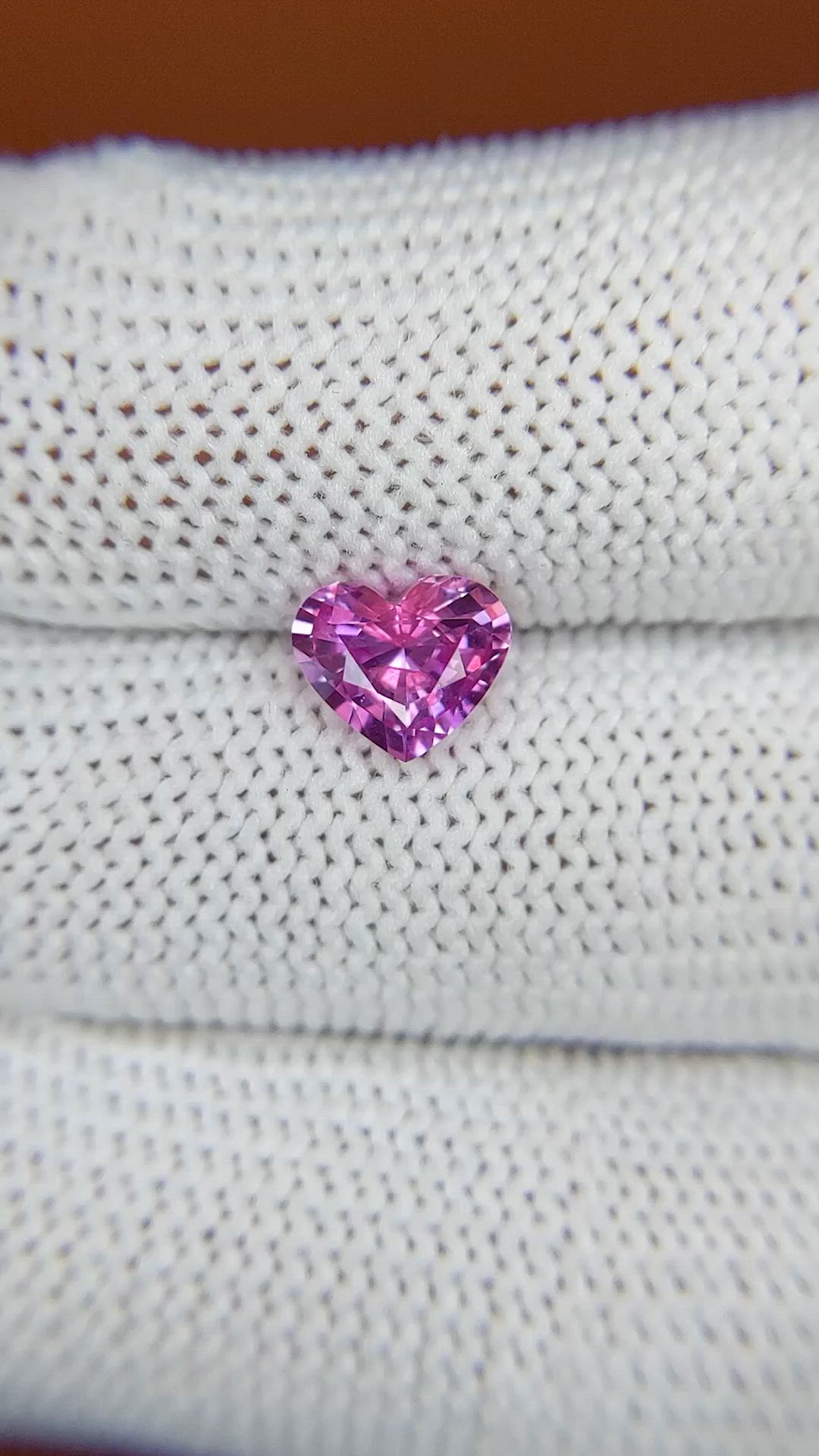 1.29 Ct. Pinkish Purple Sapphire from Ceylon (Sri Lanka) Size Video