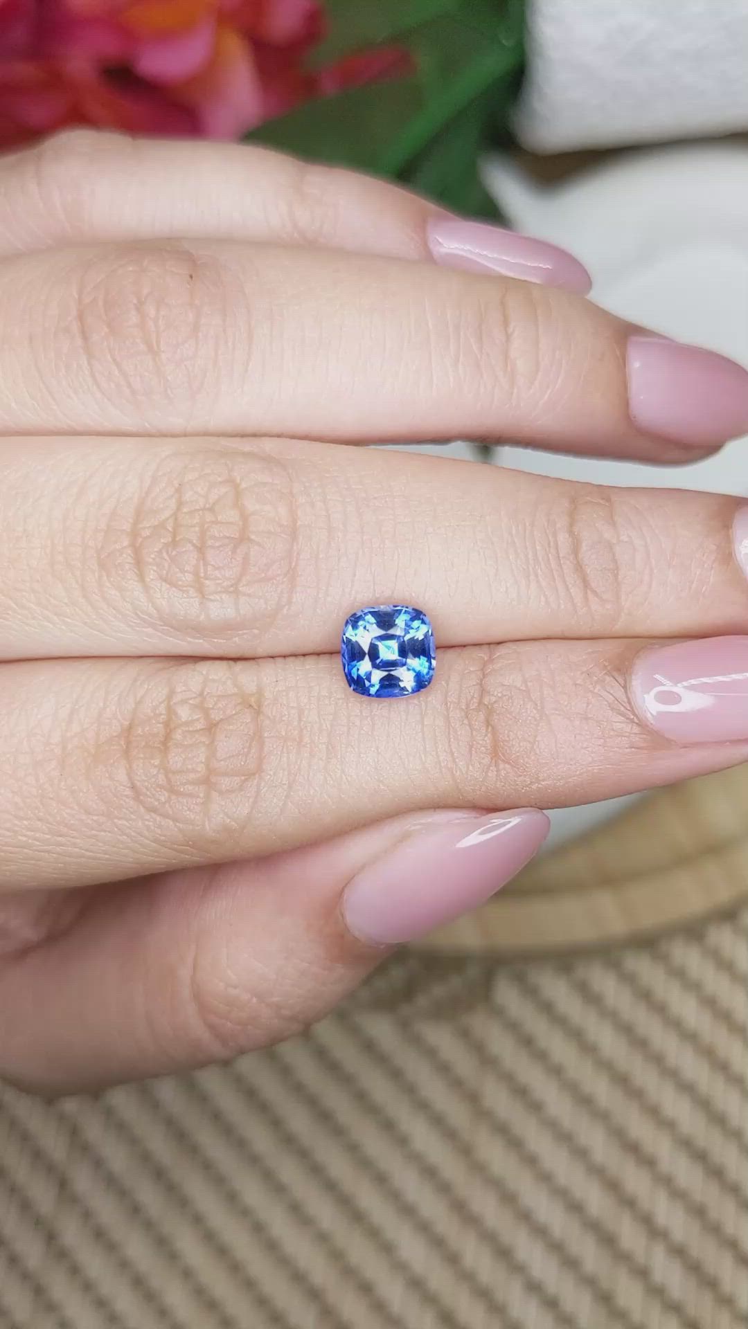 1.92 Ct. Blue Sapphire from Ceylon (Sri Lanka) Size Video