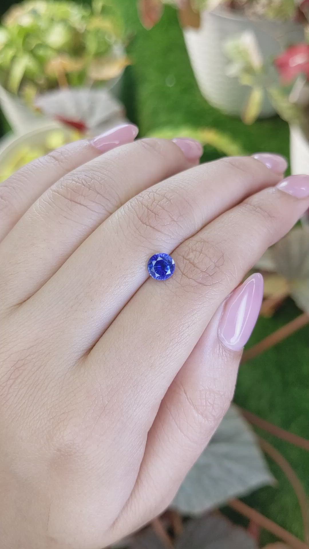1.16 Ct. Blue Sapphire from Ceylon (Sri Lanka) Size Video