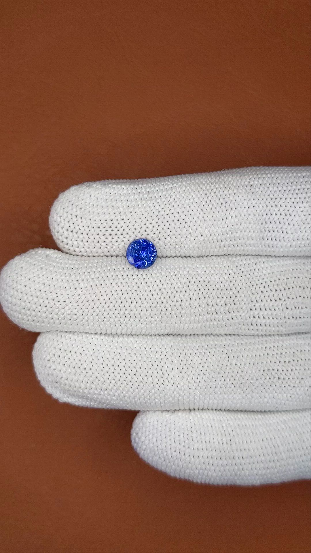 1.16 Ct. Blue Sapphire from Ceylon (Sri Lanka) Size Video