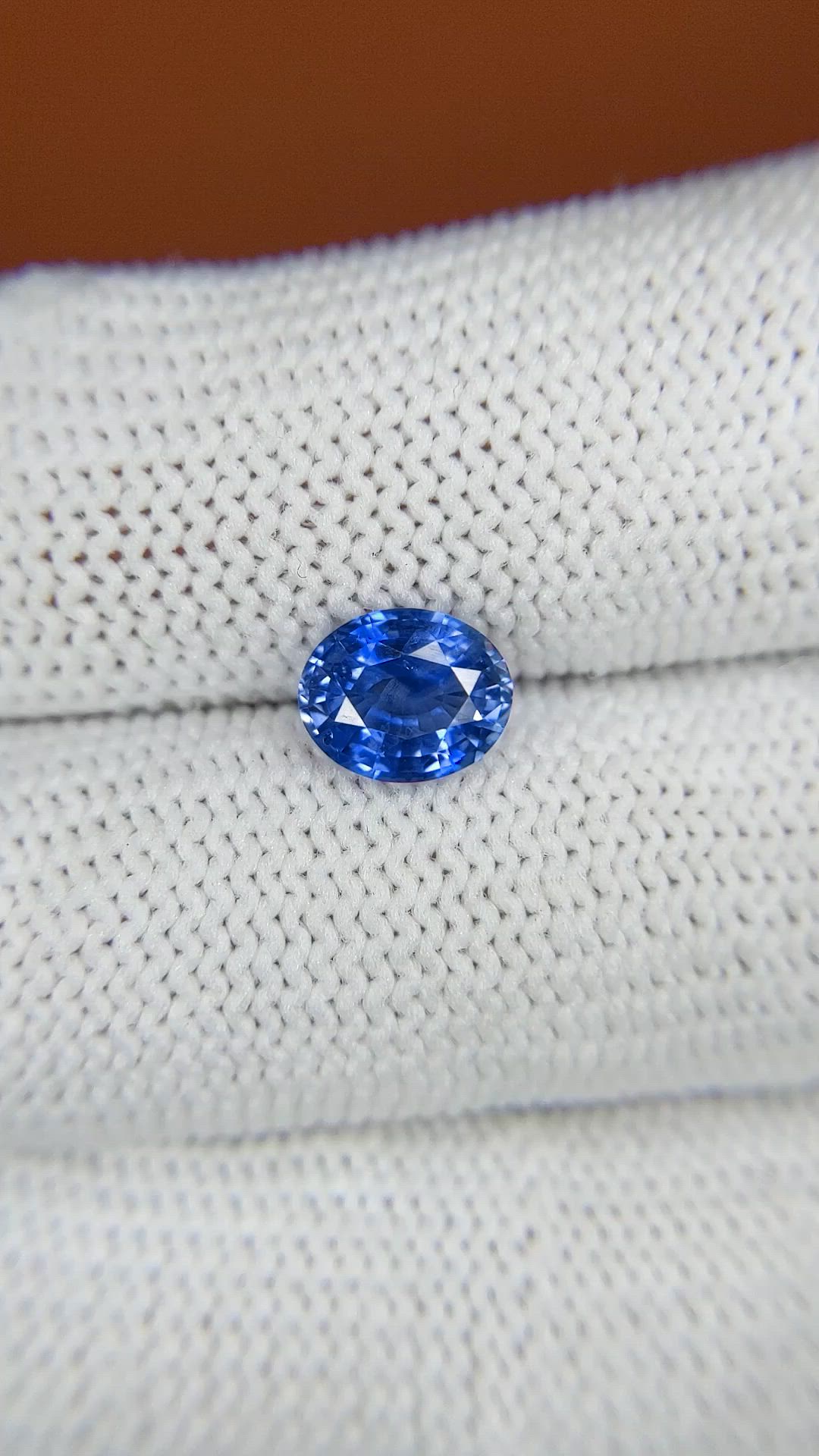 1.46 Ct. Blue Sapphire from Ceylon (Sri Lanka) Size Video
