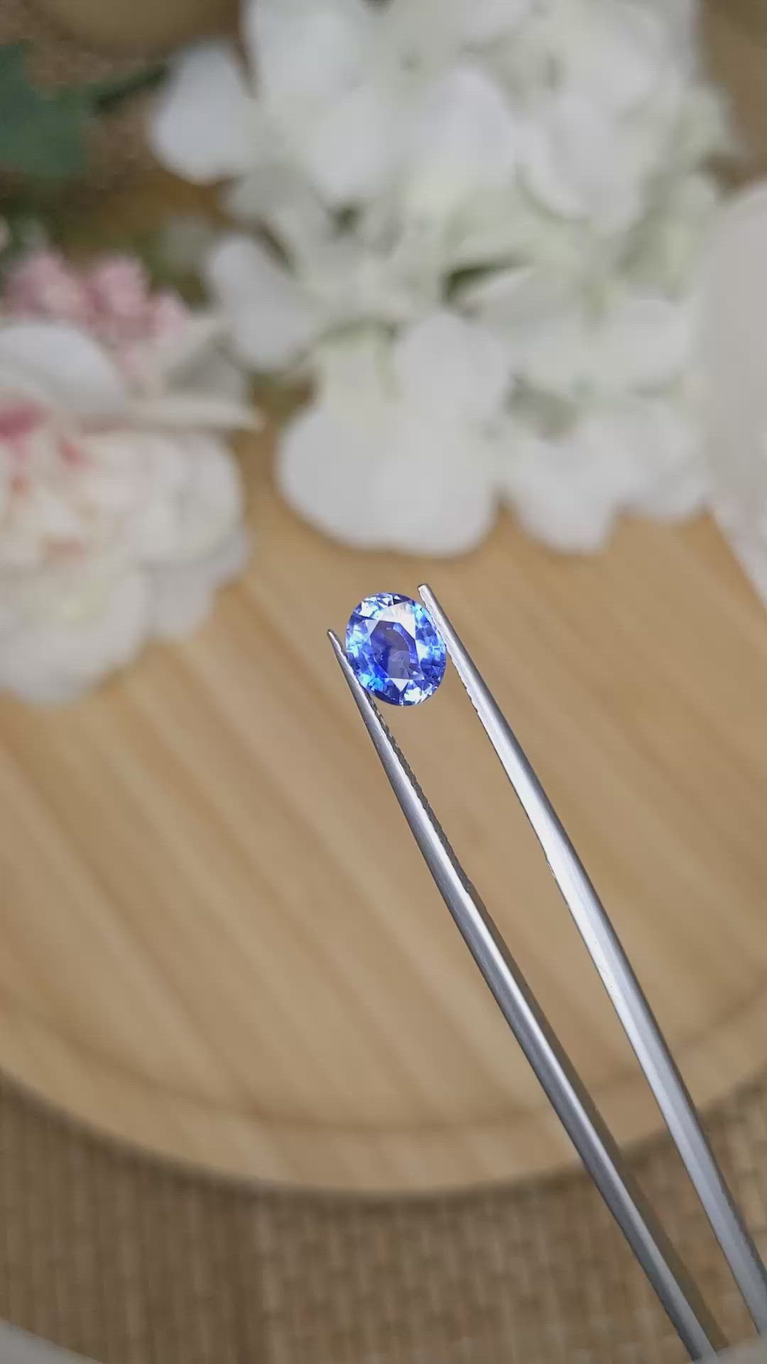 1.46 Ct. Blue Sapphire from Ceylon (Sri Lanka) Size Video