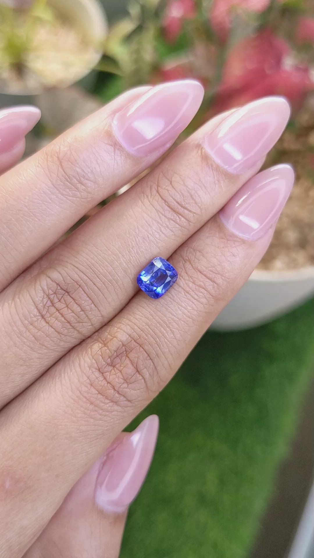 1.56 Ct. Blue Sapphire from Ceylon (Sri Lanka) Size Video