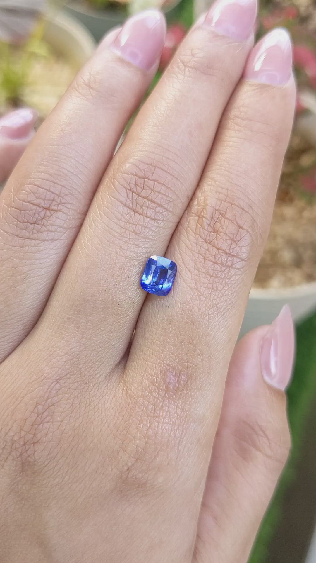 1.56 Ct. Blue Sapphire from Ceylon (Sri Lanka) Size Video