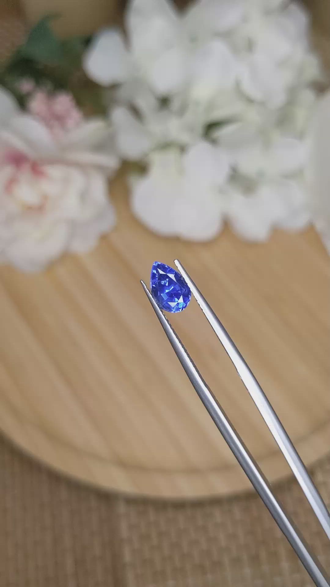 1.77 Ct. Blue Sapphire from Ceylon (Sri Lanka) Size Video