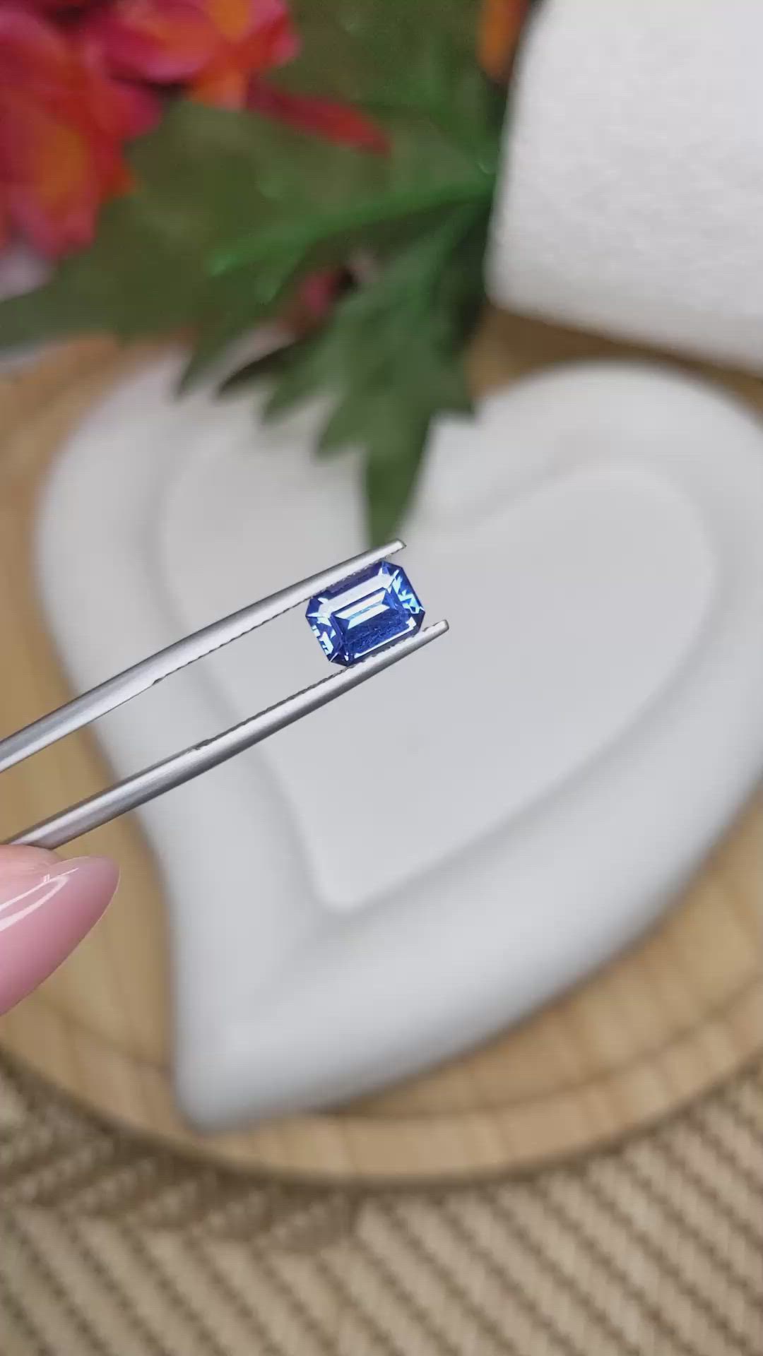 1.70 Ct. Blue Sapphire from Ceylon (Sri Lanka) Size Video