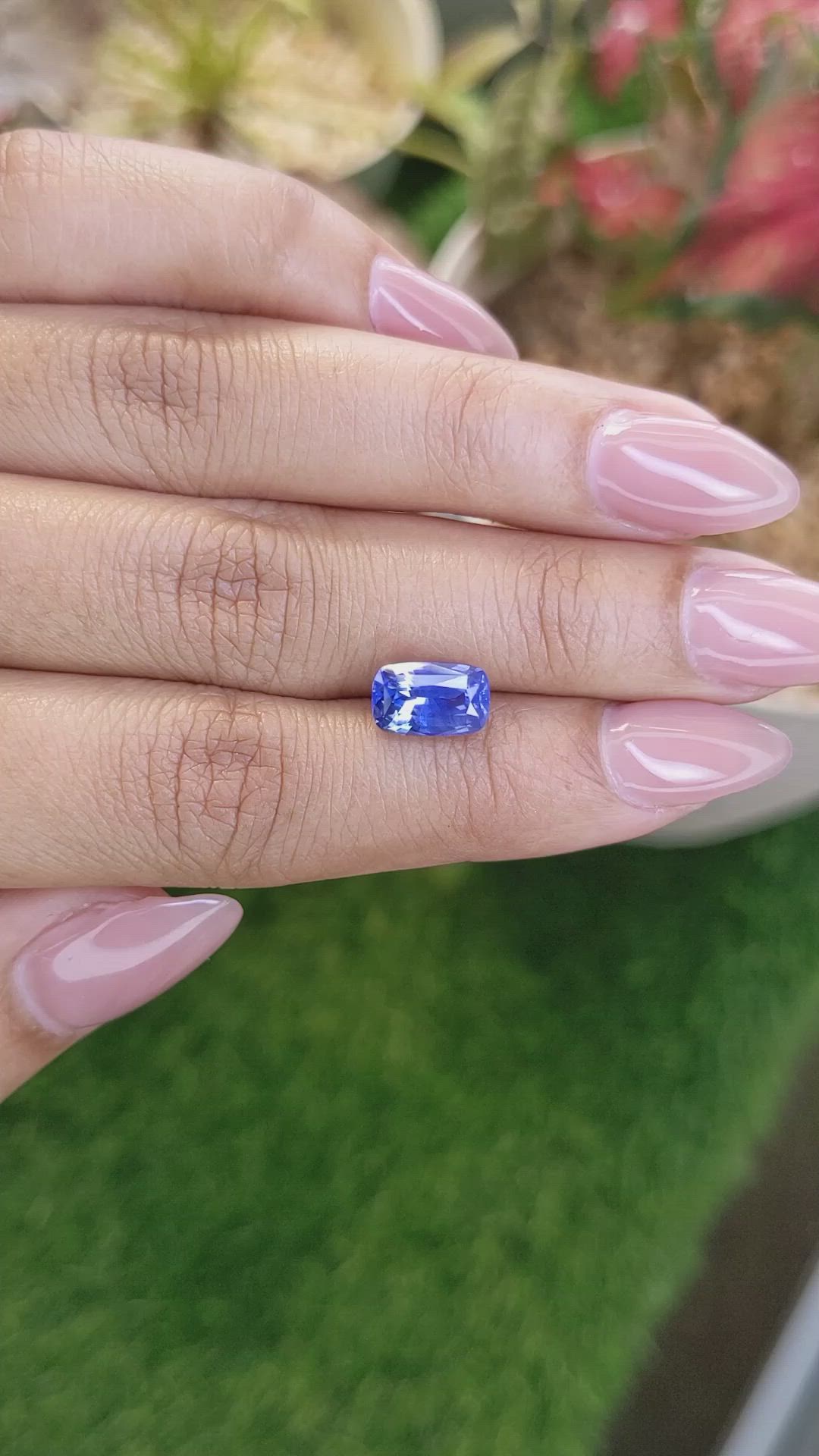 3.29 Ct. Blue Sapphire from Ceylon (Sri Lanka) Size Video