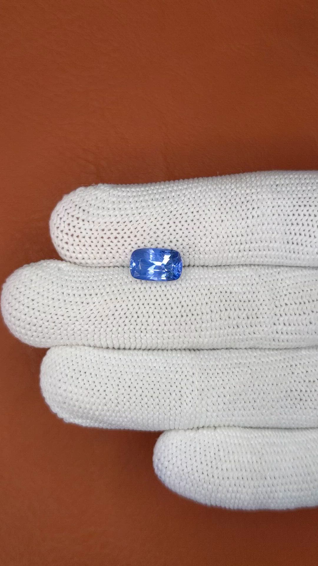 3.29 Ct. Blue Sapphire from Ceylon (Sri Lanka) Size Video
