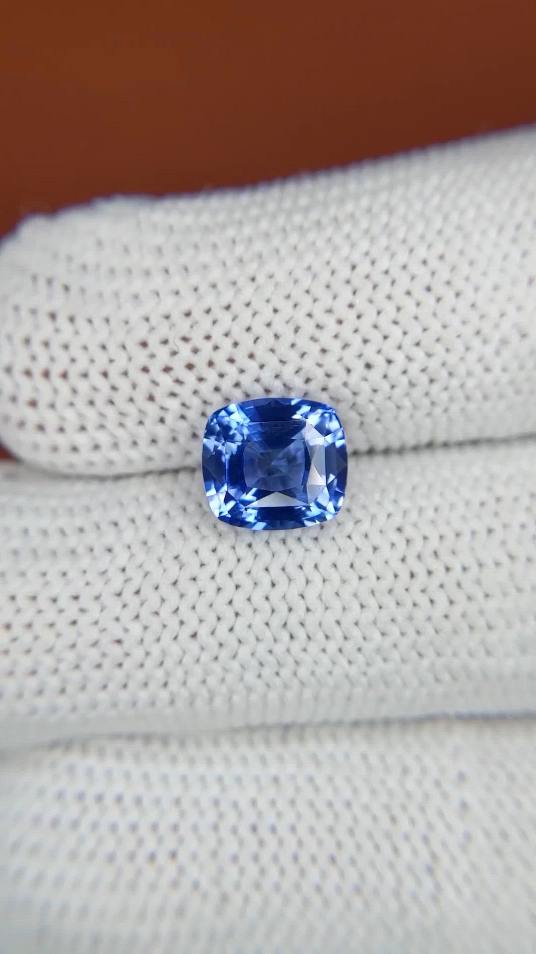 3.01 Ct. Blue Sapphire from Ceylon (Sri Lanka) Size Video