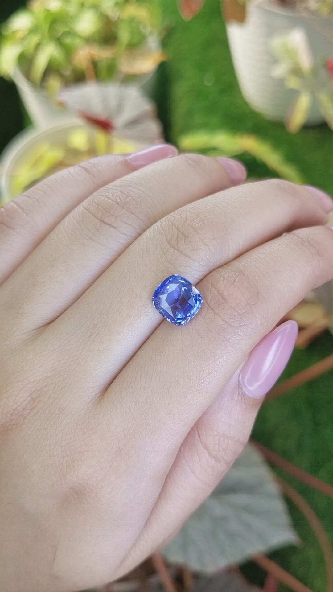 4.16 Ct. Blue Sapphire from Ceylon (Sri Lanka) Size Video