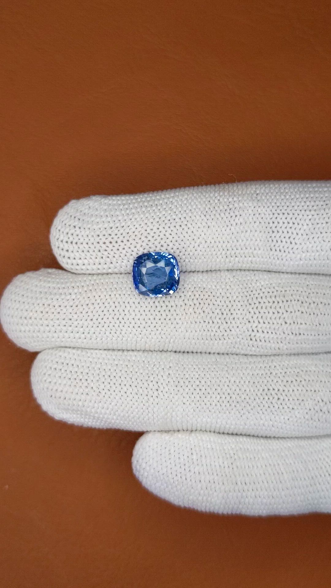 4.16 Ct. Blue Sapphire from Ceylon (Sri Lanka) Size Video