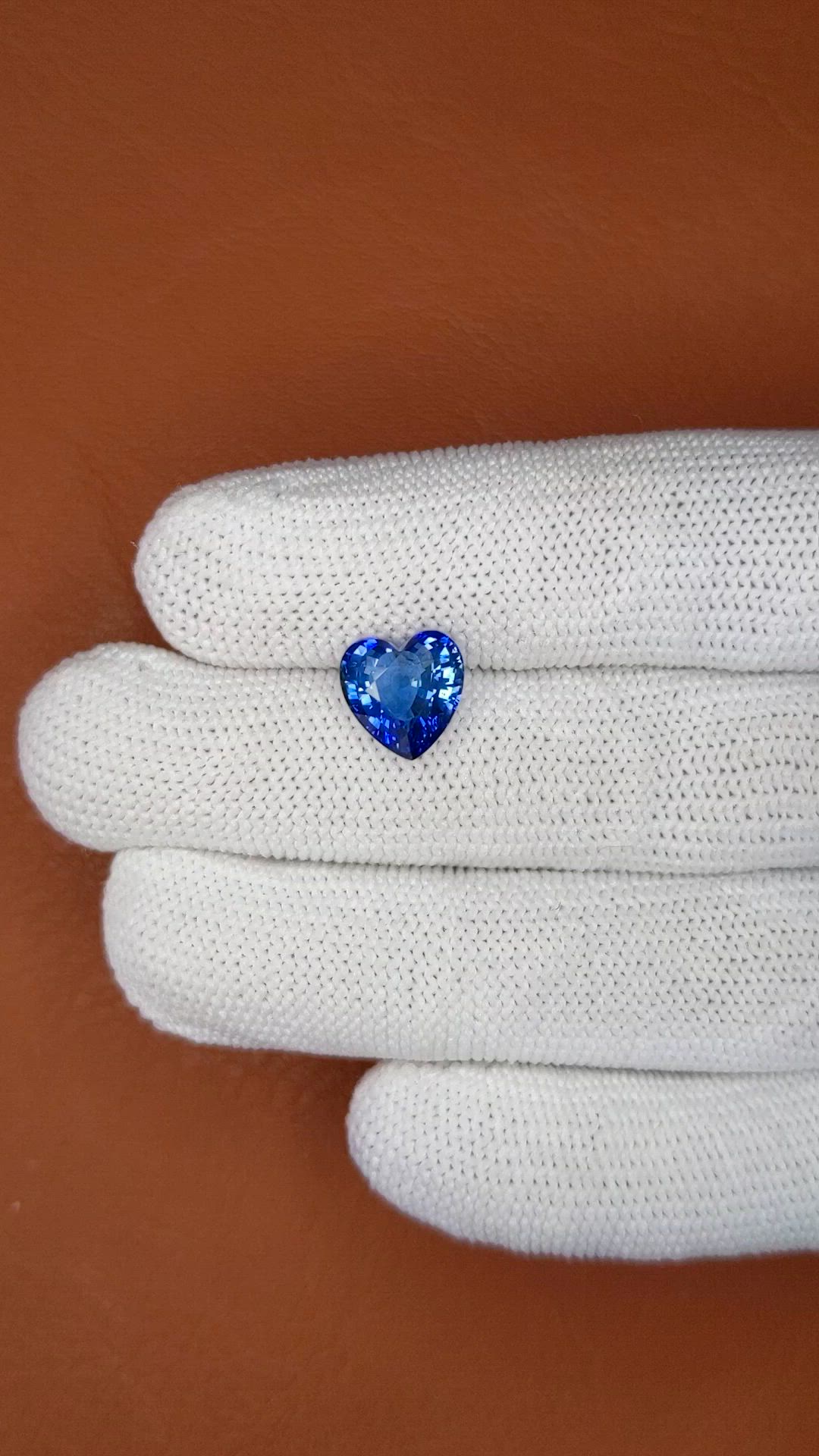4.12 Ct. Blue Sapphire from Ceylon (Sri Lanka) Size Video