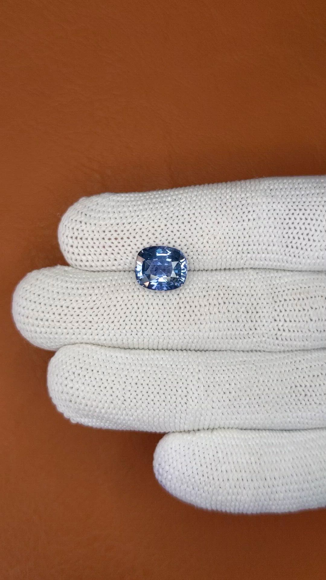 4.18 Ct. Blue Sapphire from Ceylon (Sri Lanka) Size Video