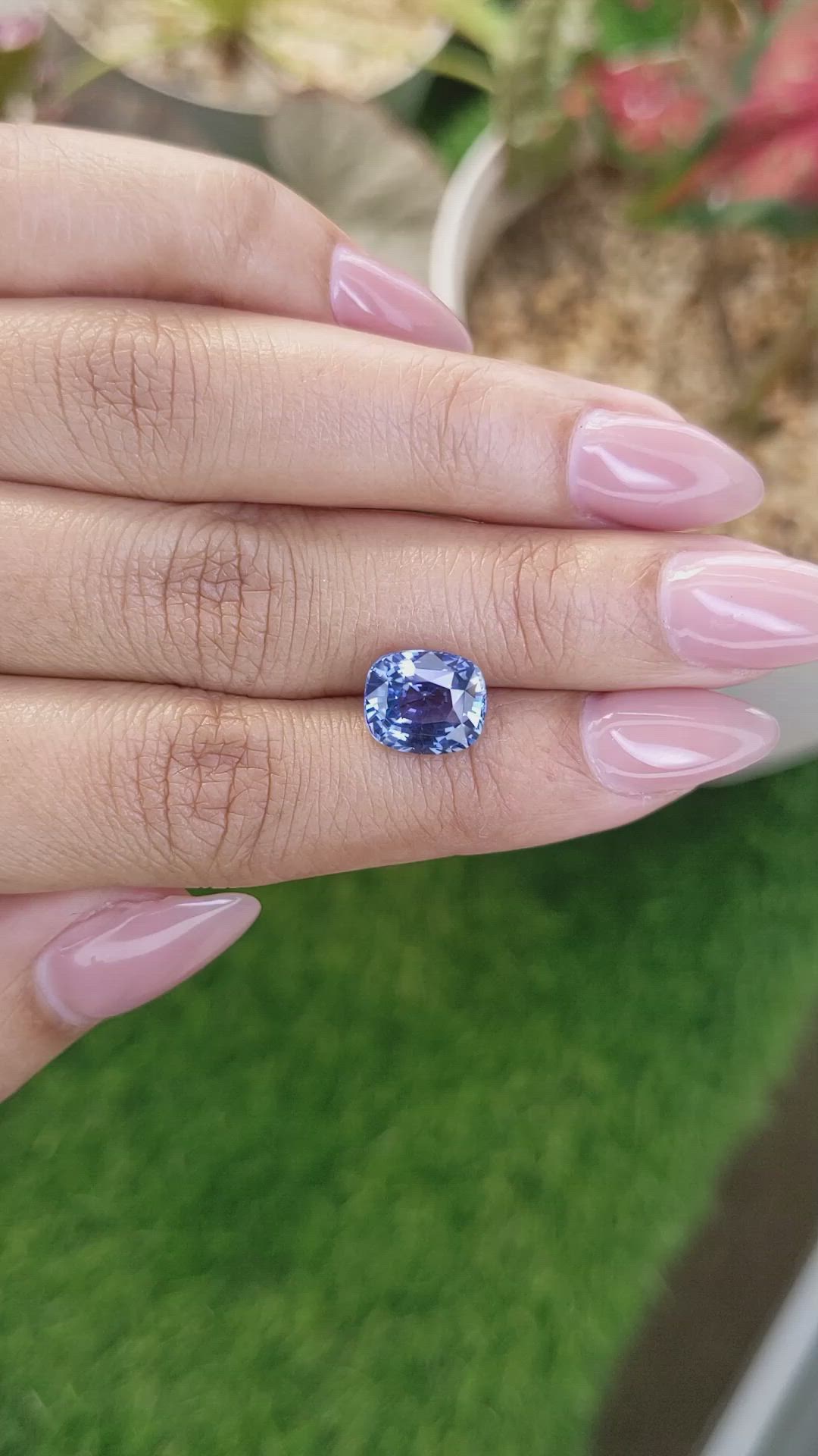 4.18 Ct. Blue Sapphire from Ceylon (Sri Lanka) Size Video