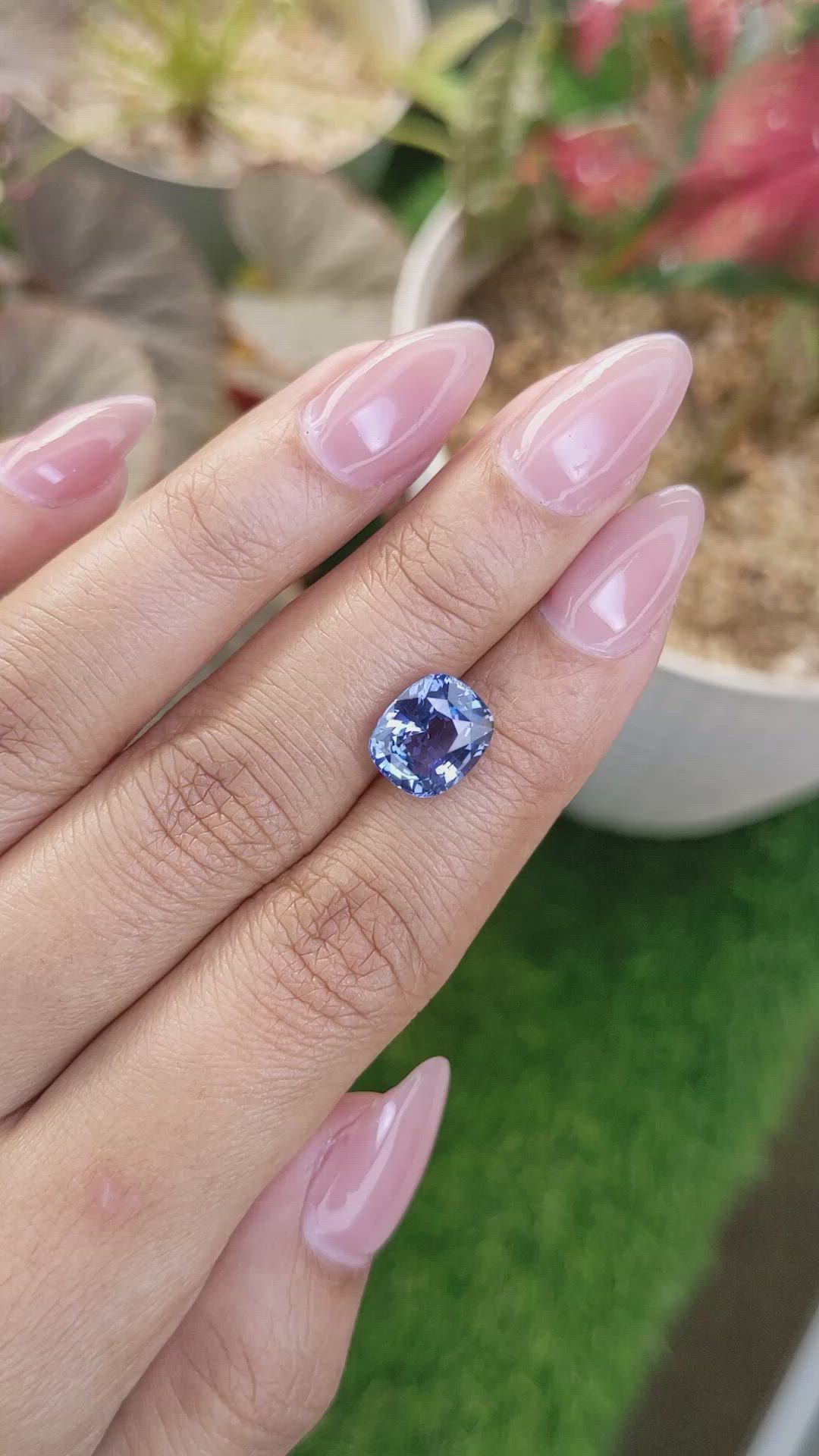 4.18 Ct. Blue Sapphire from Ceylon (Sri Lanka) Size Video