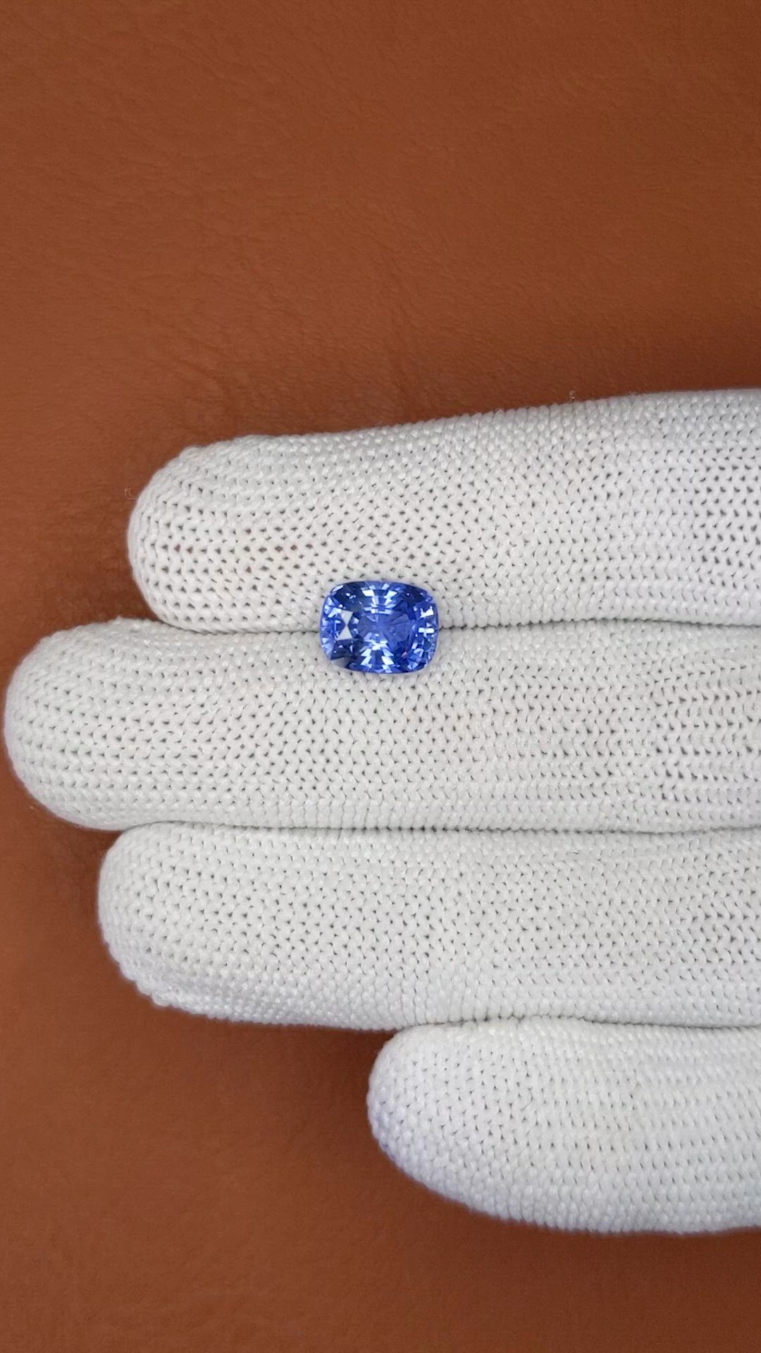 3.15 Ct. Blue Sapphire from Ceylon (Sri Lanka) Size Video