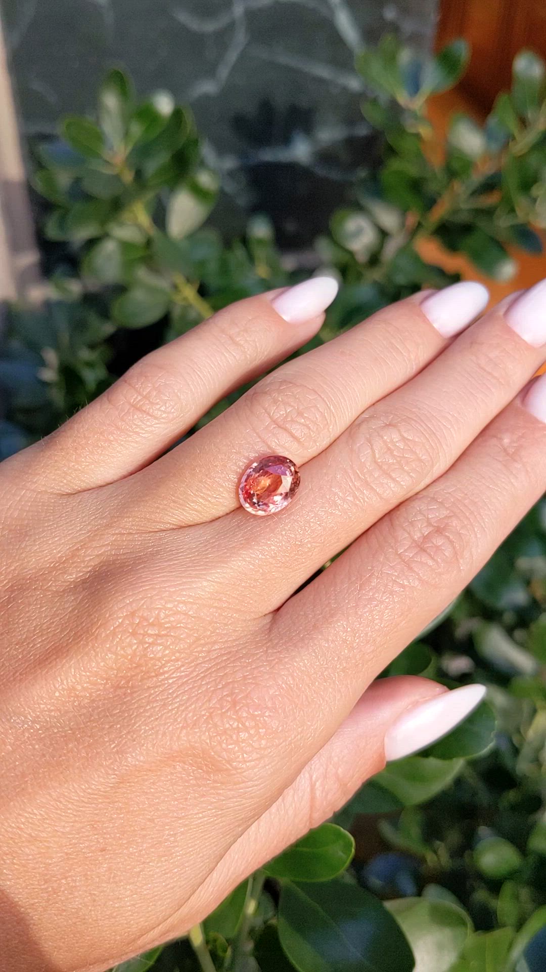 4.12 Ct. Padparadscha Sapphire from Ceylon (Sri Lanka) Size Video
